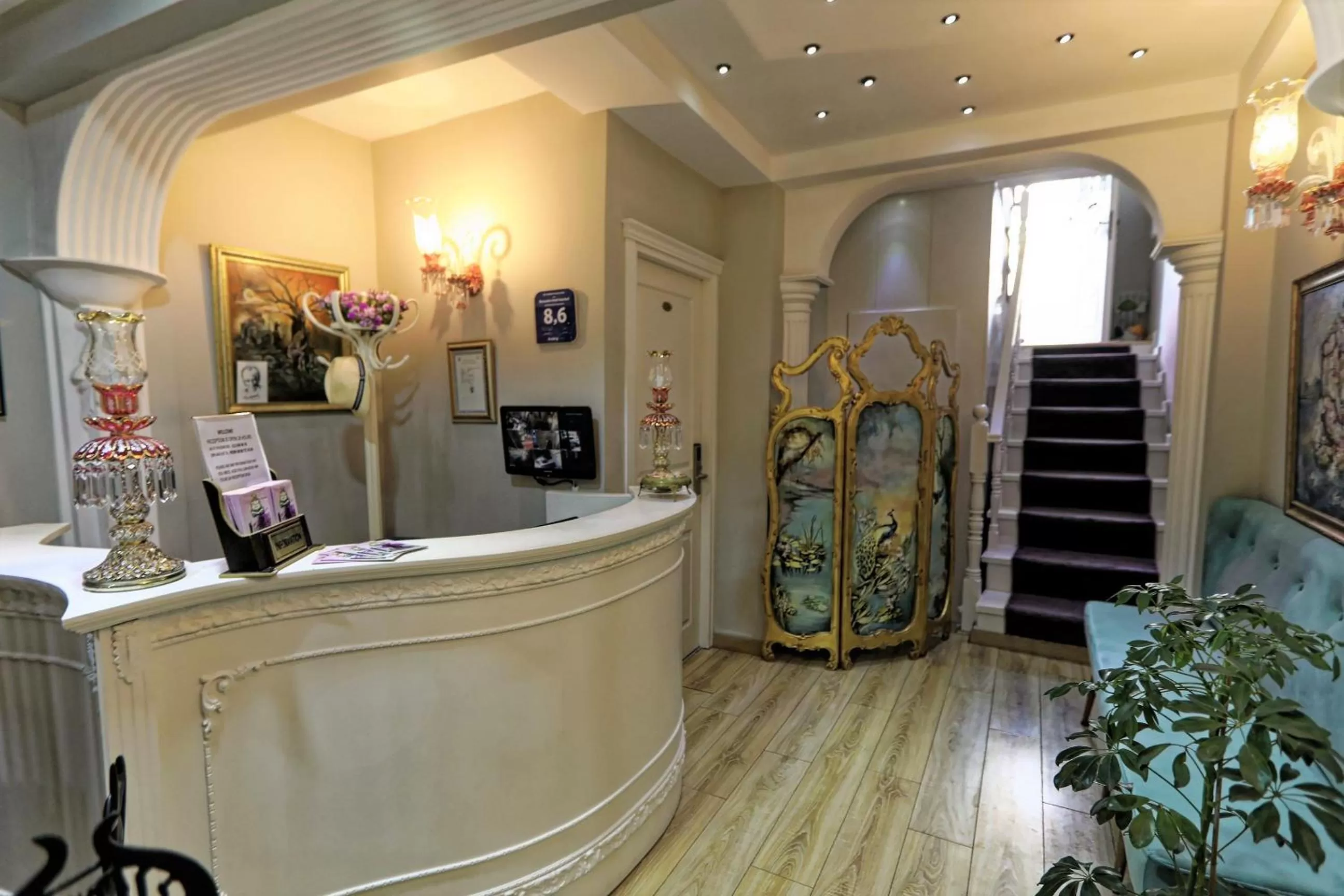 Lobby or reception in Romantic Hotel Istanbul