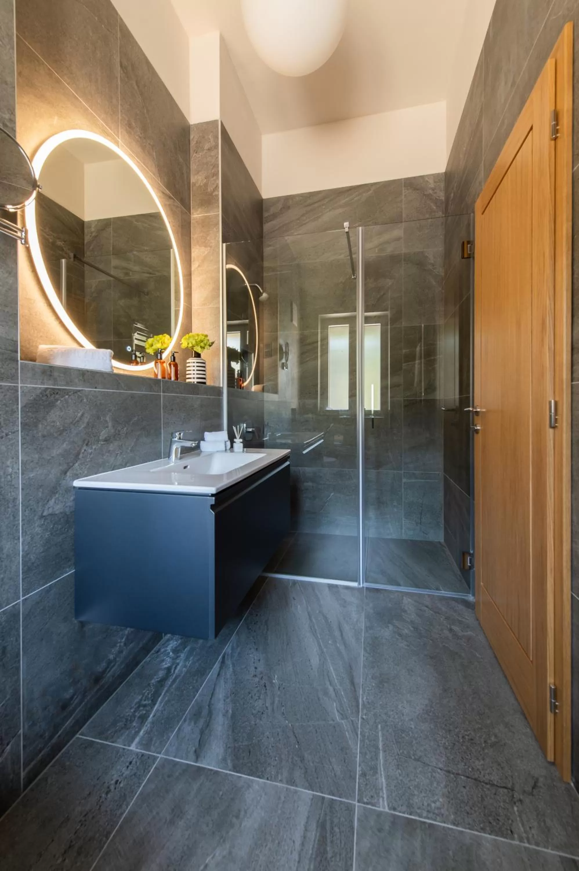 Bathroom in Botrytis Borhotel