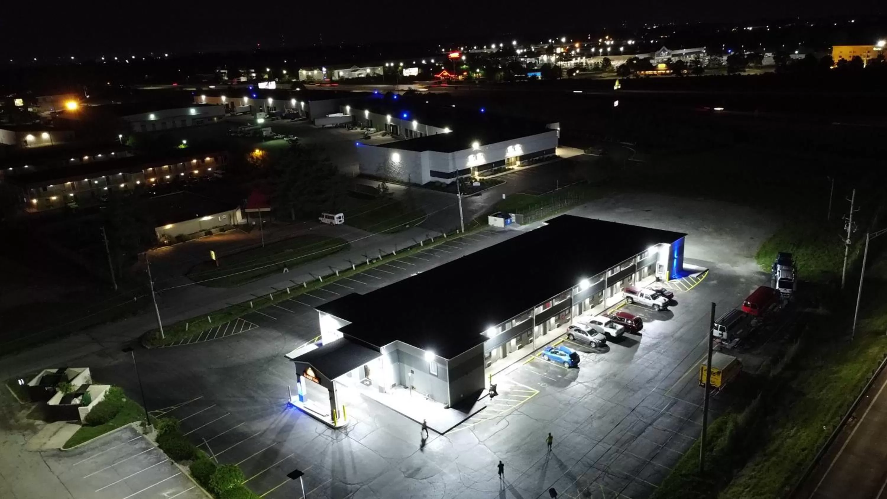 Property building in Days Inn by Wyndham Indianapolis East Post Road