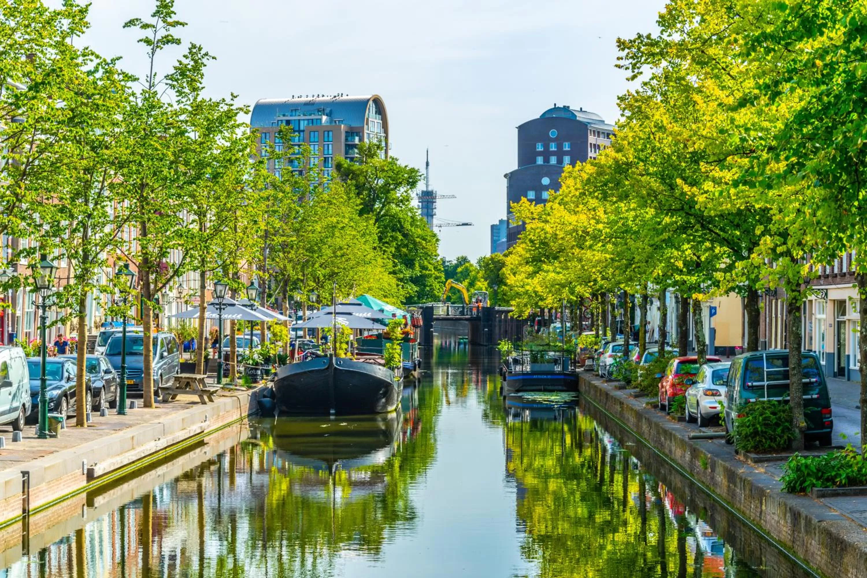 Neighbourhood in ARQ Paleis Hotel