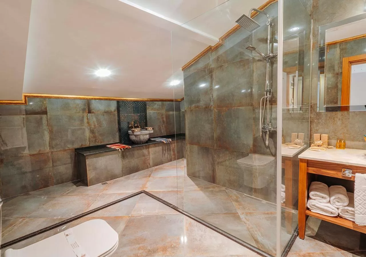 Public Bath in TS Park Hotel