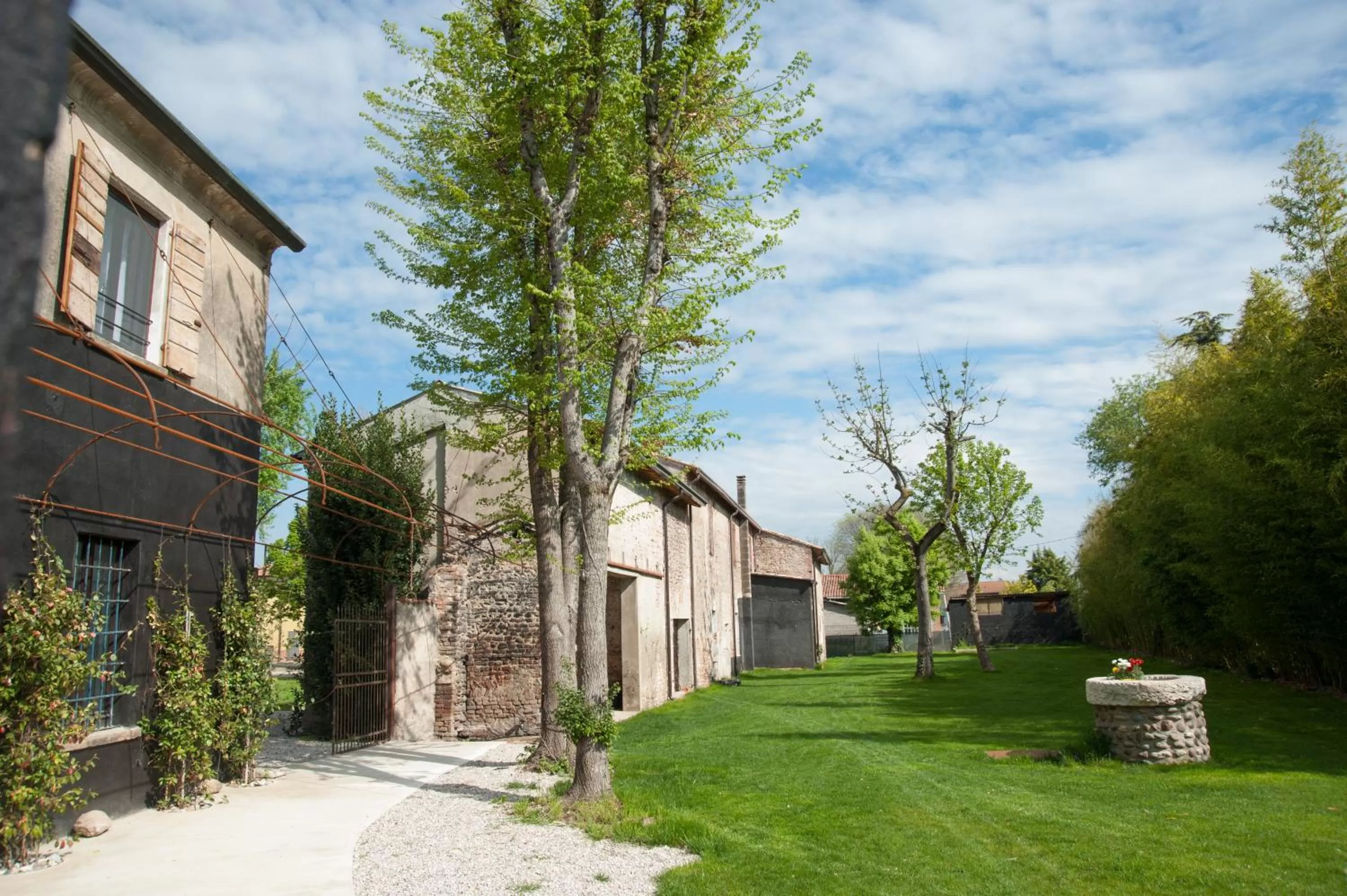 Property Building in Corte Mantovanella