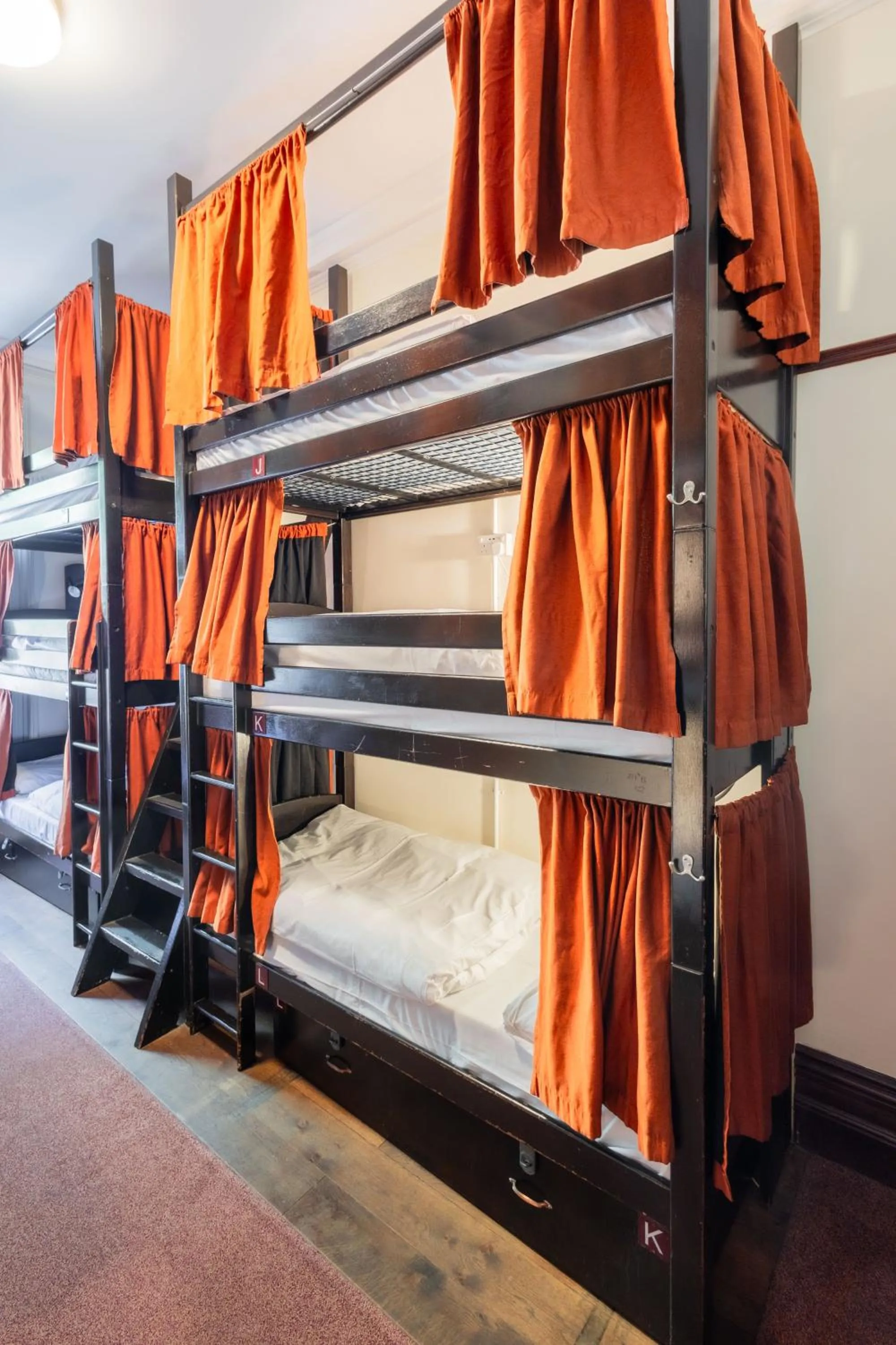 bunk bed, Bed in Palmers Lodge Swiss Cottage