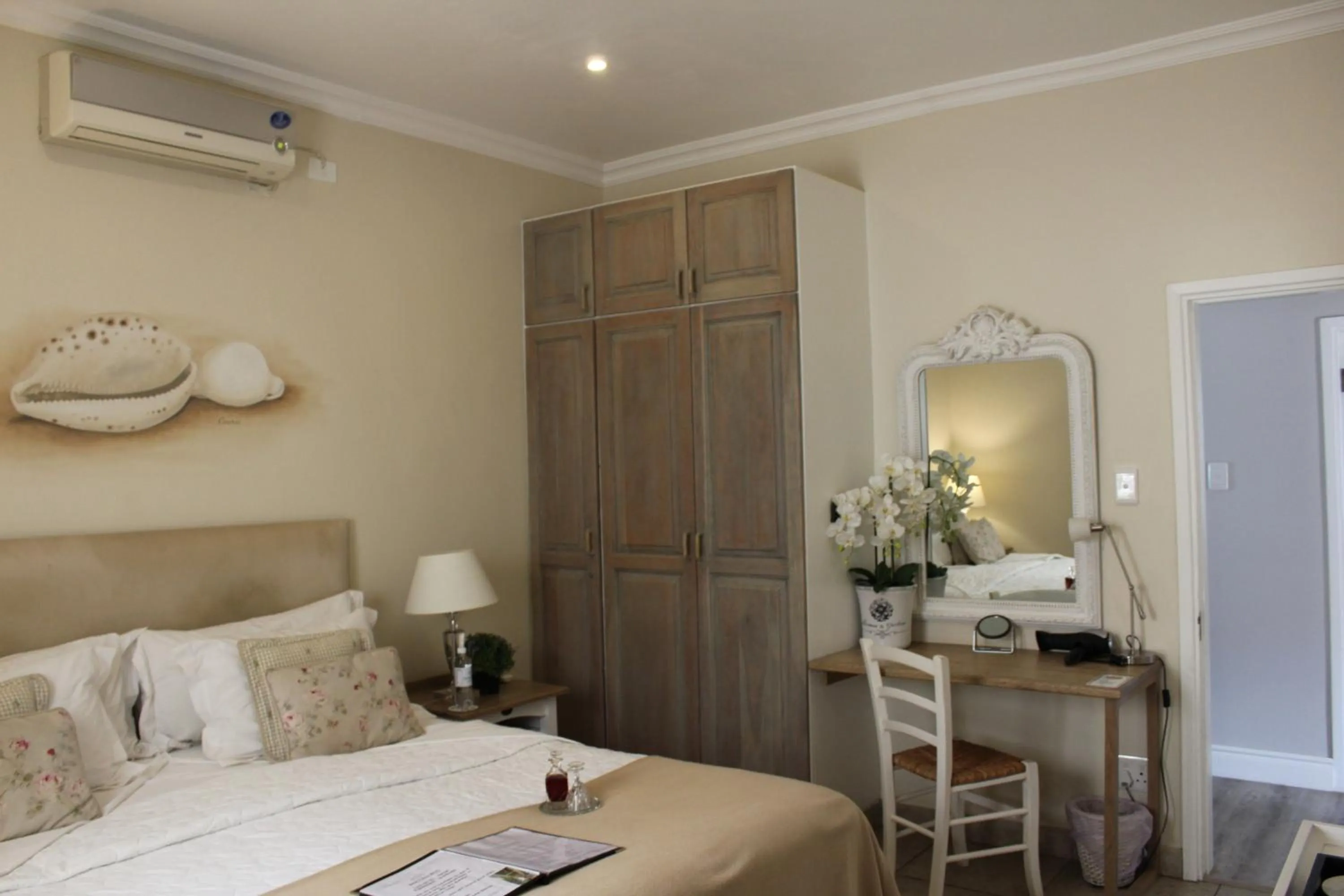 Photo of the whole room, Bed in Sandals Guest House