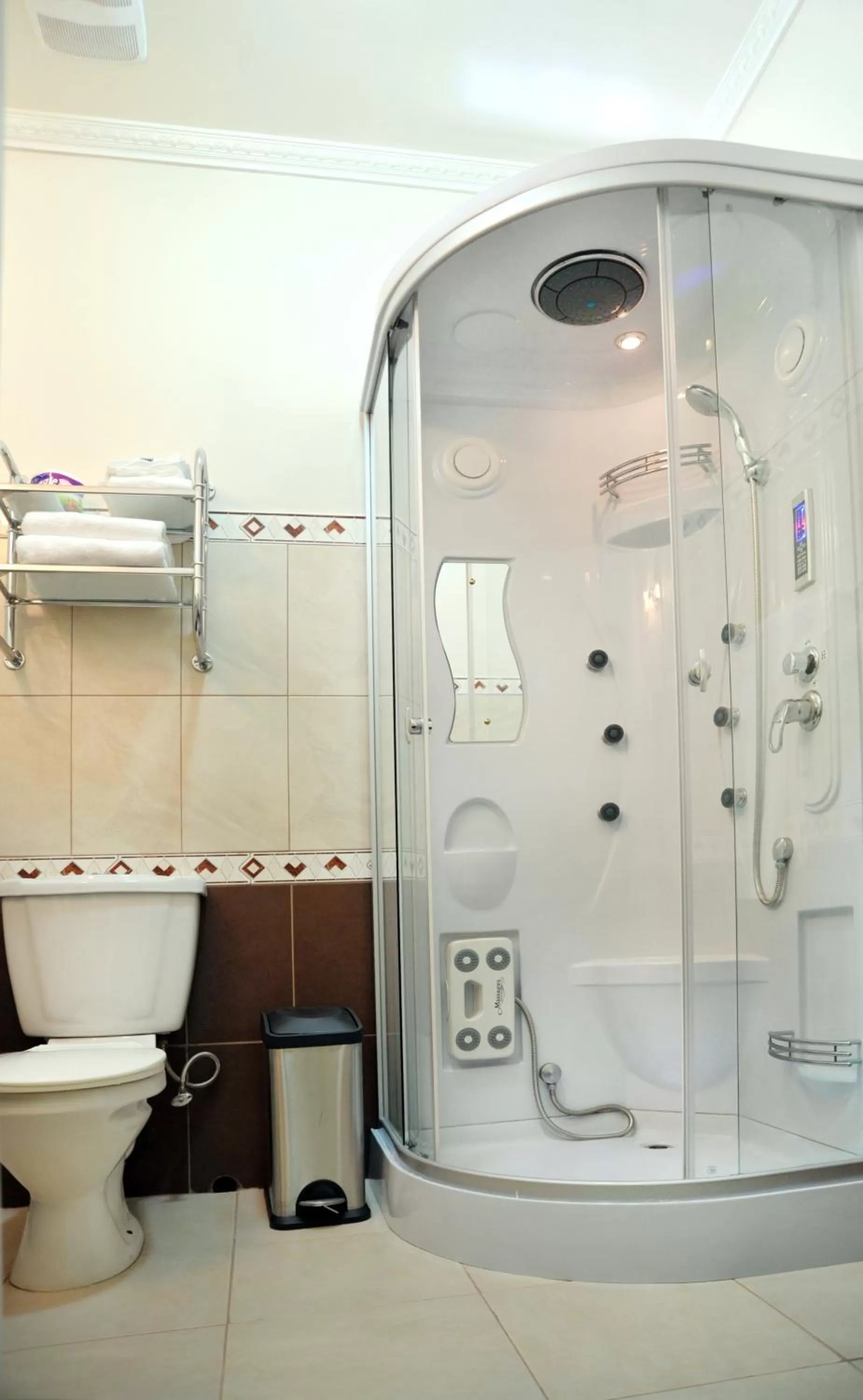 Culture Crossroads Inn