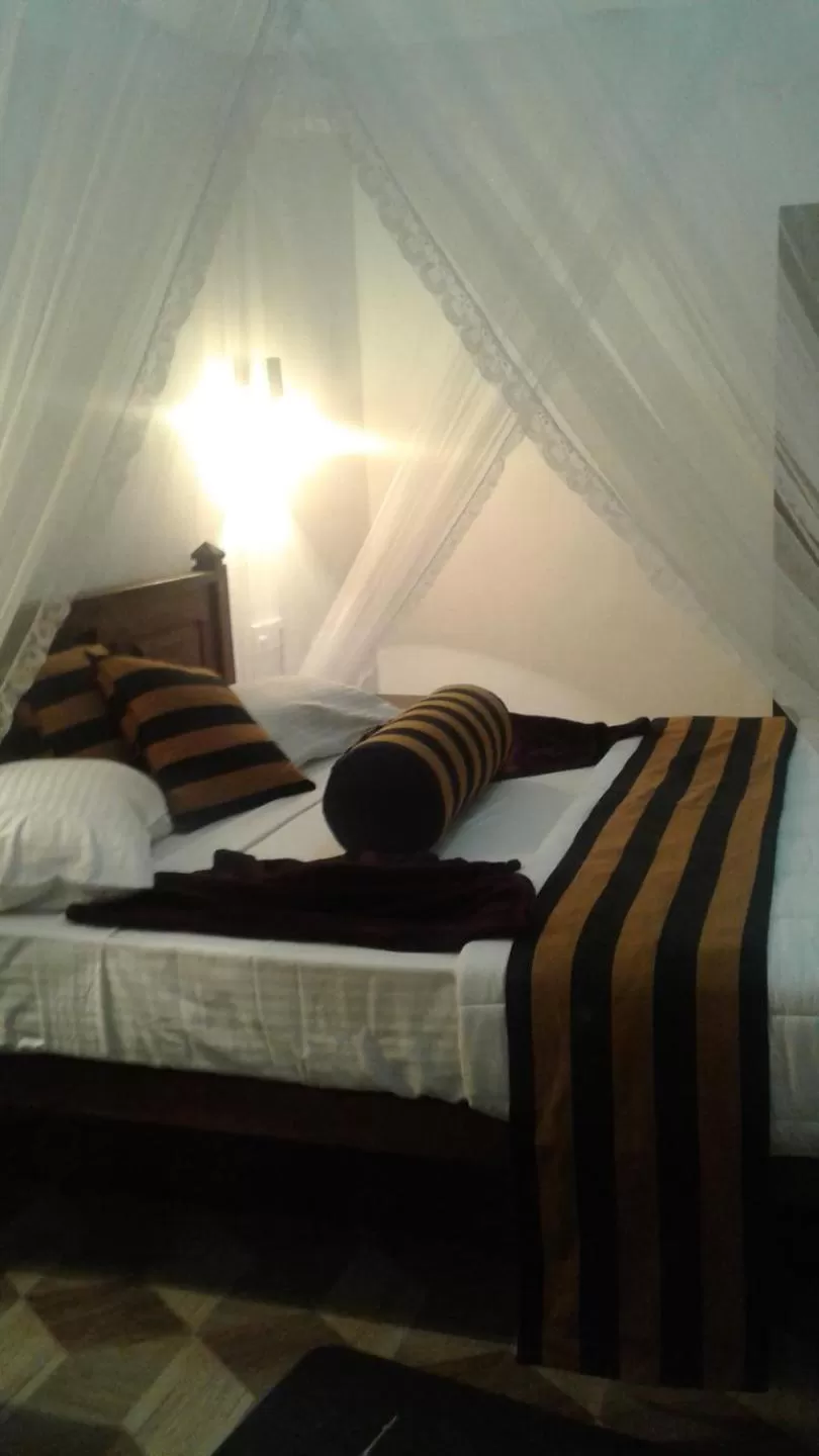 Bed in Sun View Resort Kithalella