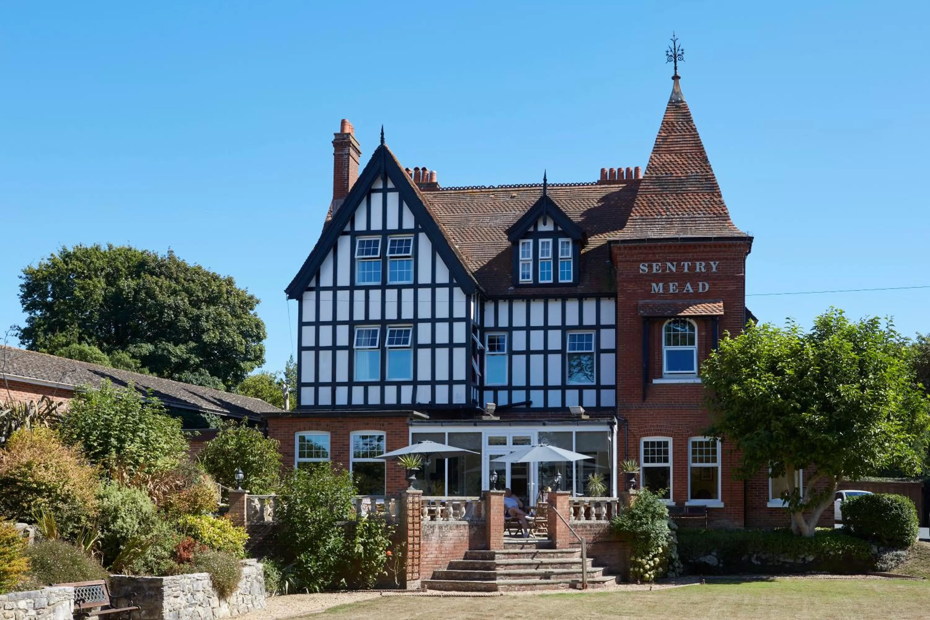 Property building in Sentry Mead Hotel
