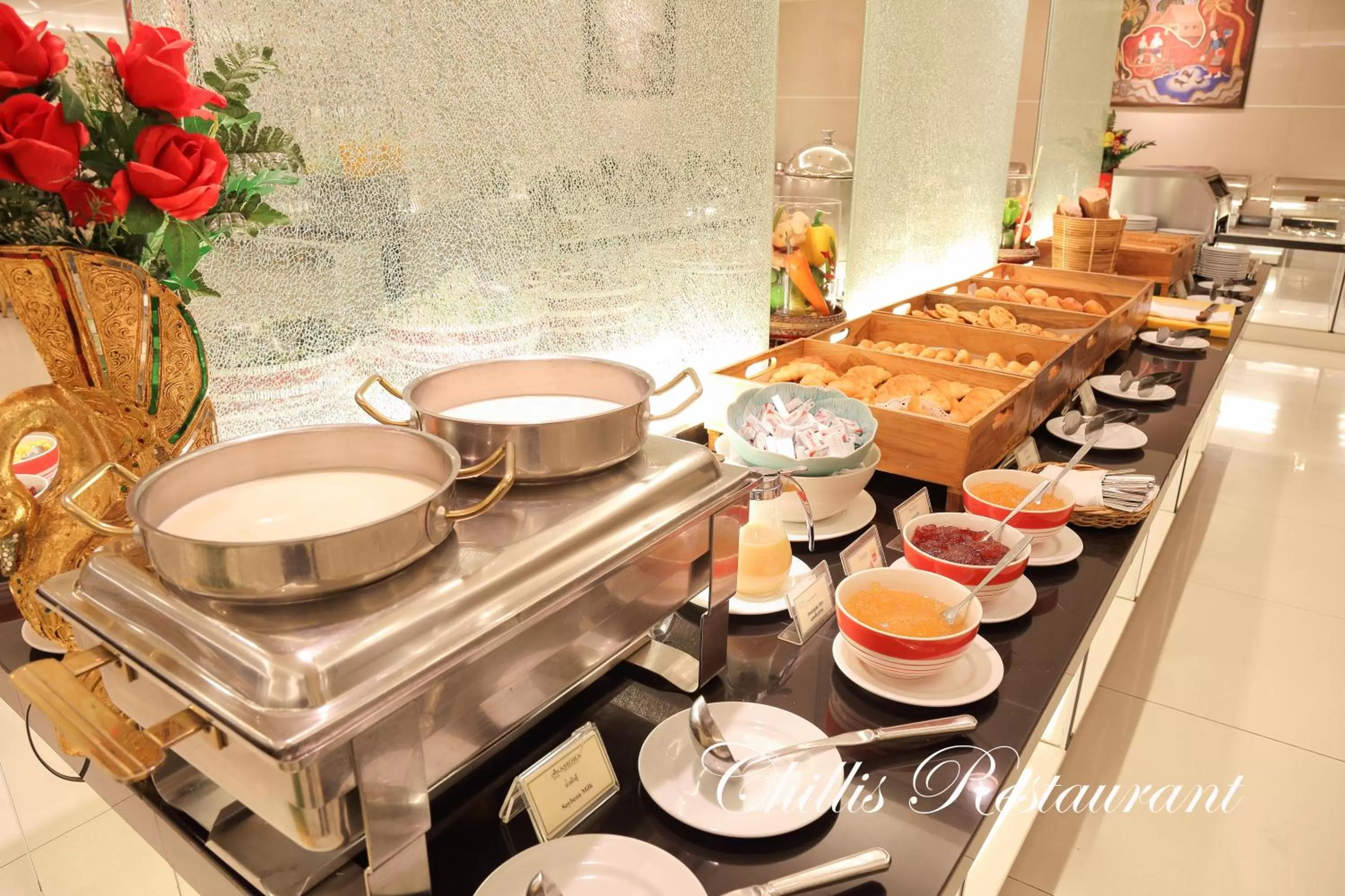 Food in Amora Thapae Hotel Chiang Mai