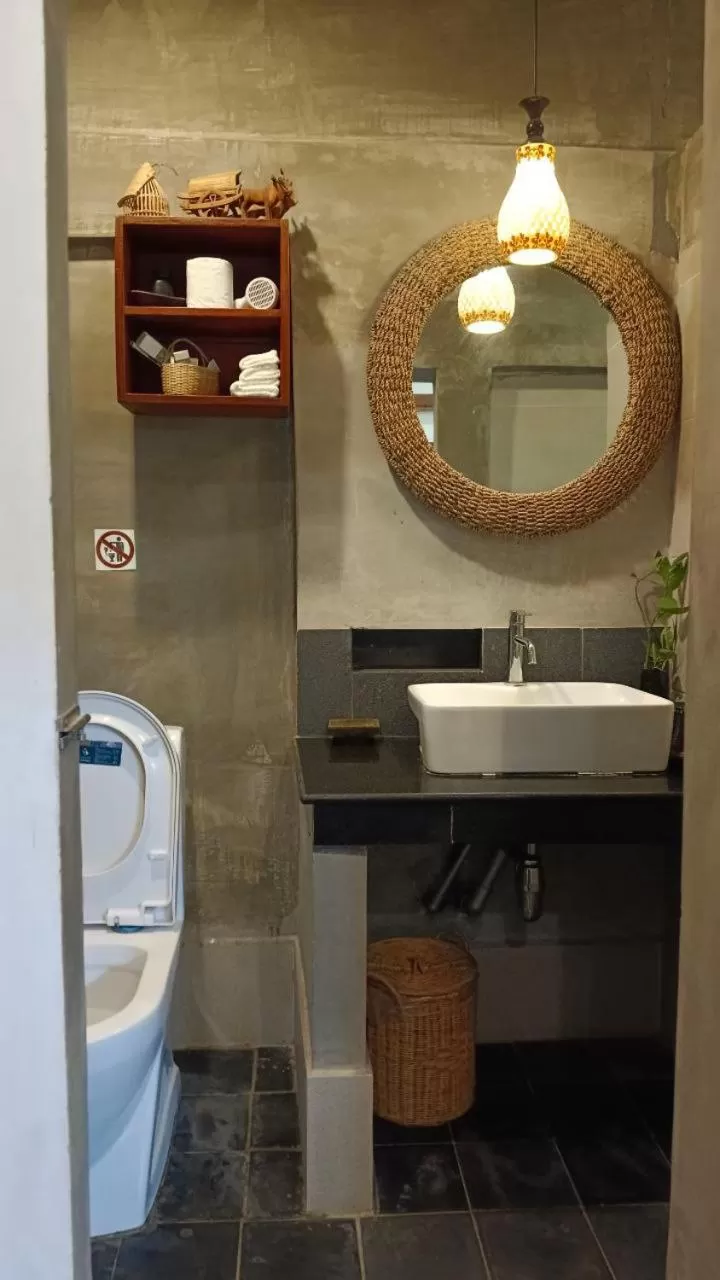 Bathroom in Maison Model d'Angkor