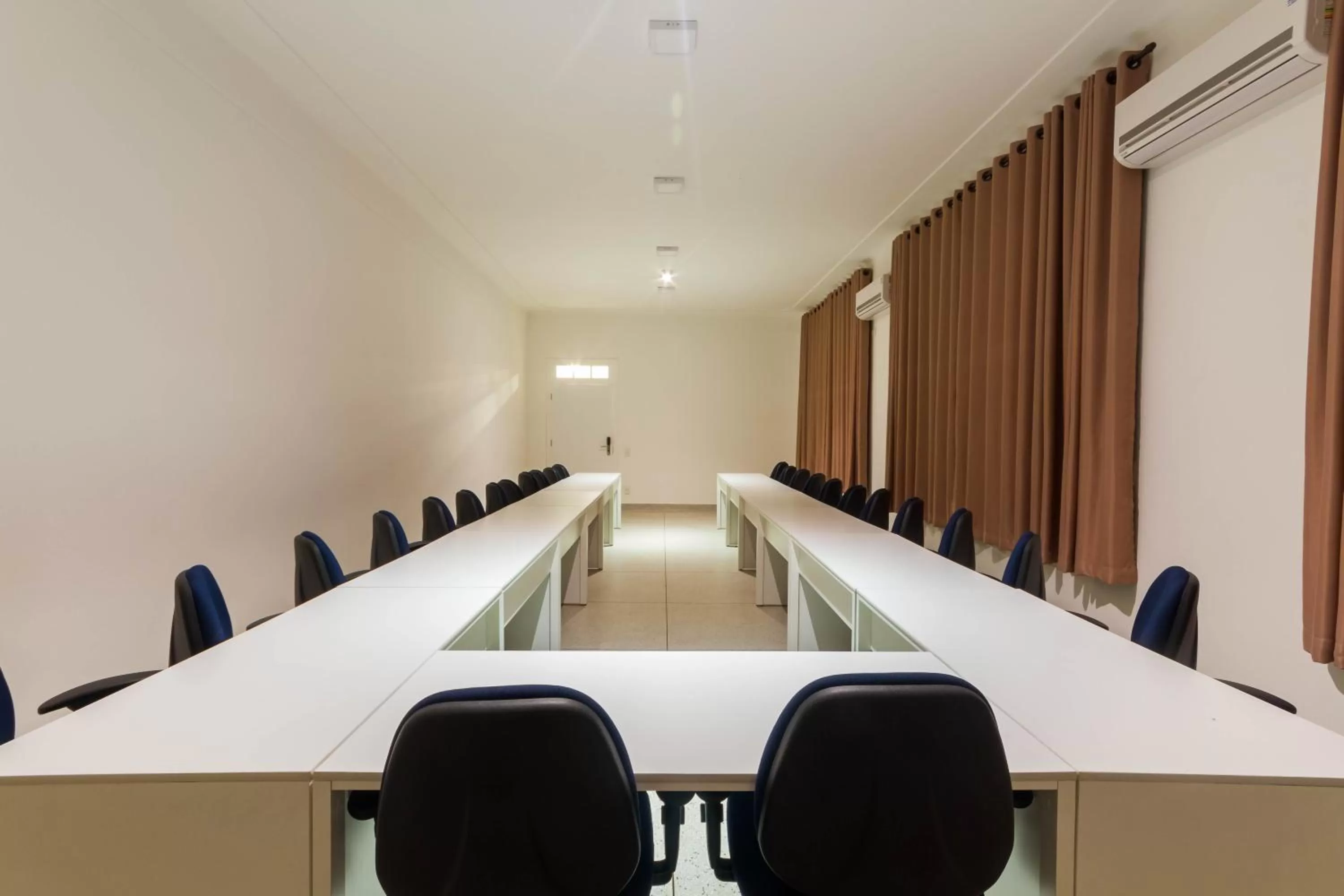 Business facilities in Sagrados Corações - Pousada