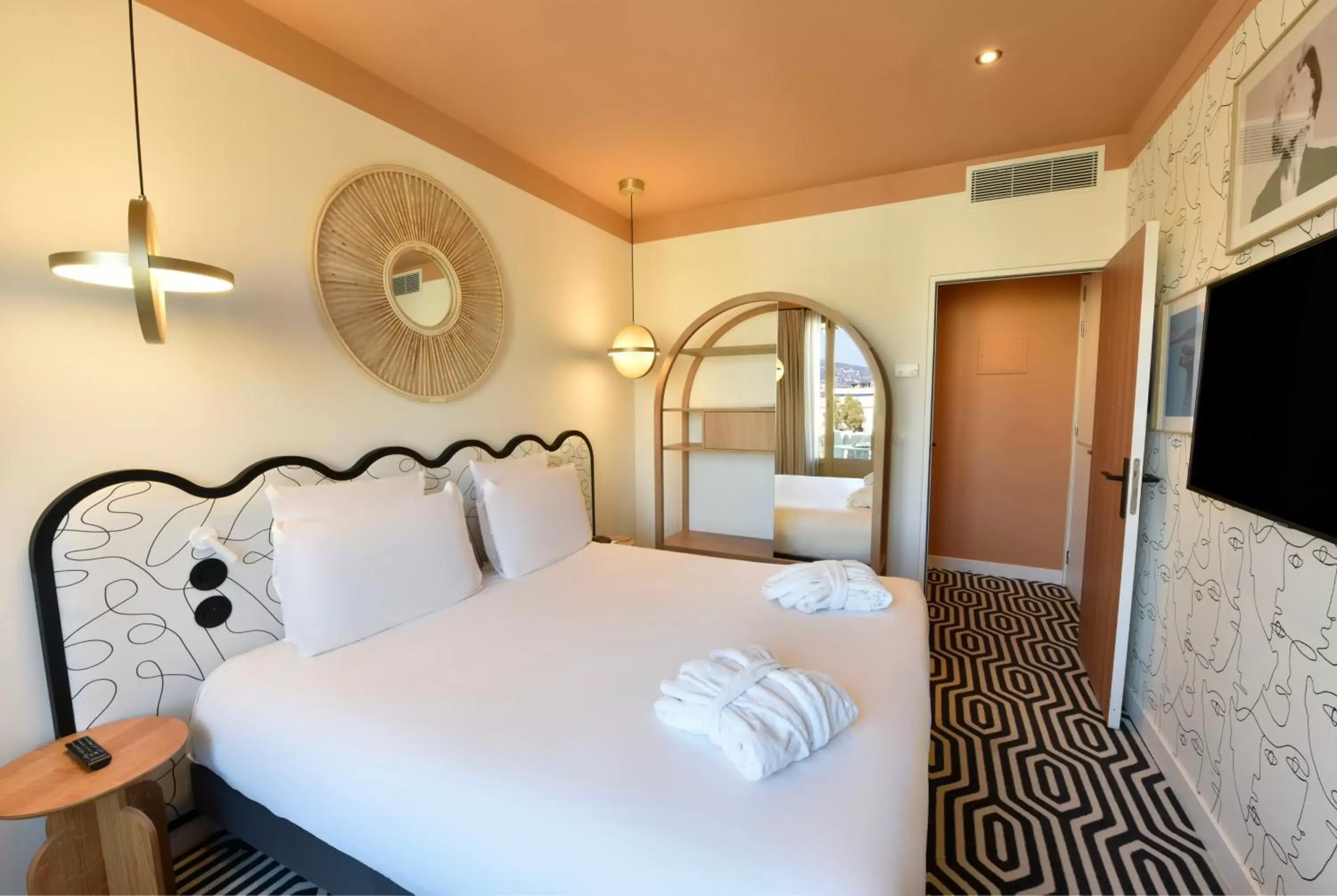 Superior Double or Twin Room with Garden View in Albert 1er Superior Double or Twin Room with Garden View in Albert 1er