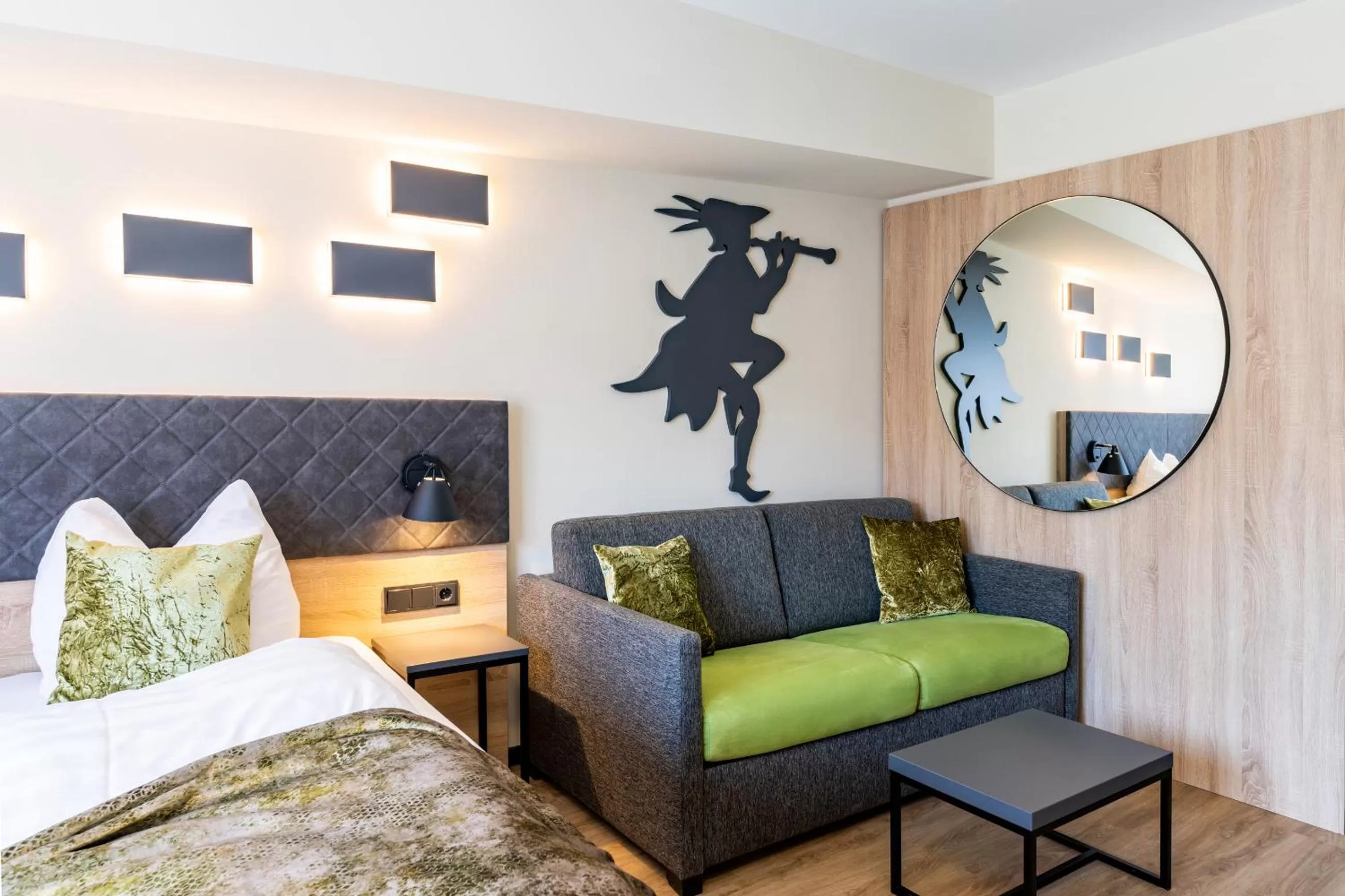 Seating area, Bed in Hotel zur Börse