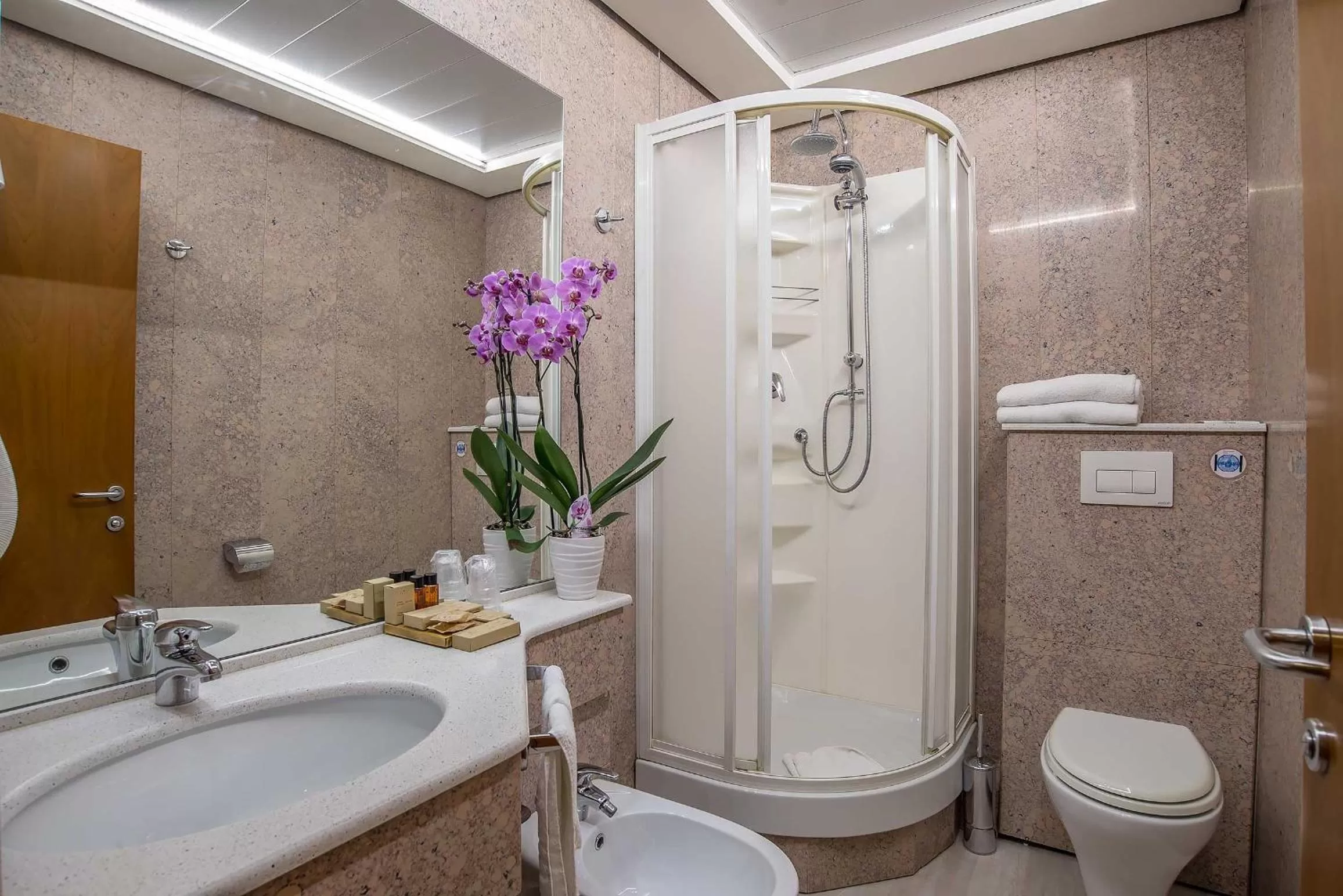 Bathroom in Hotel La Giocca