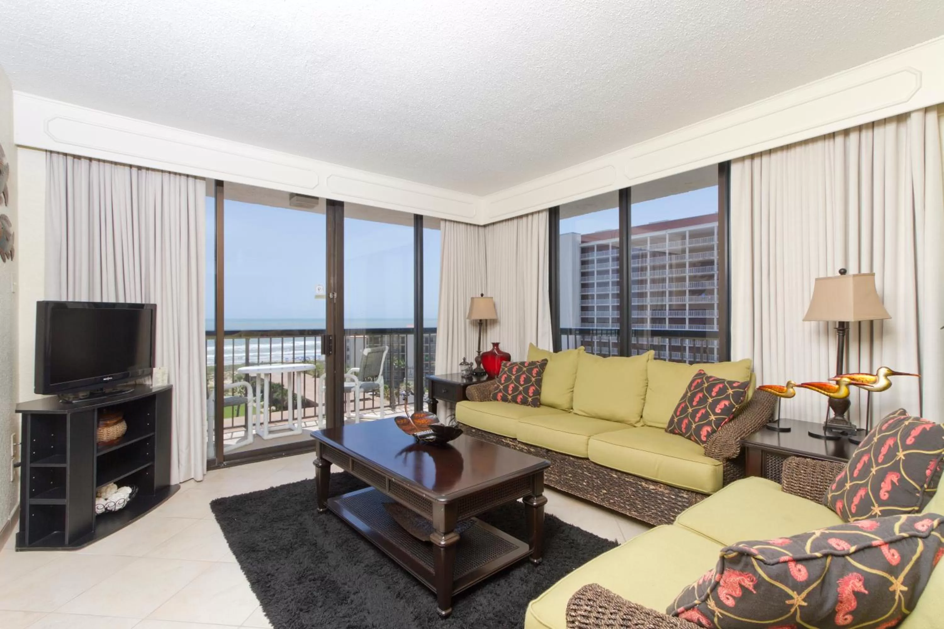 TV and multimedia in Isla Grand Beach Resort