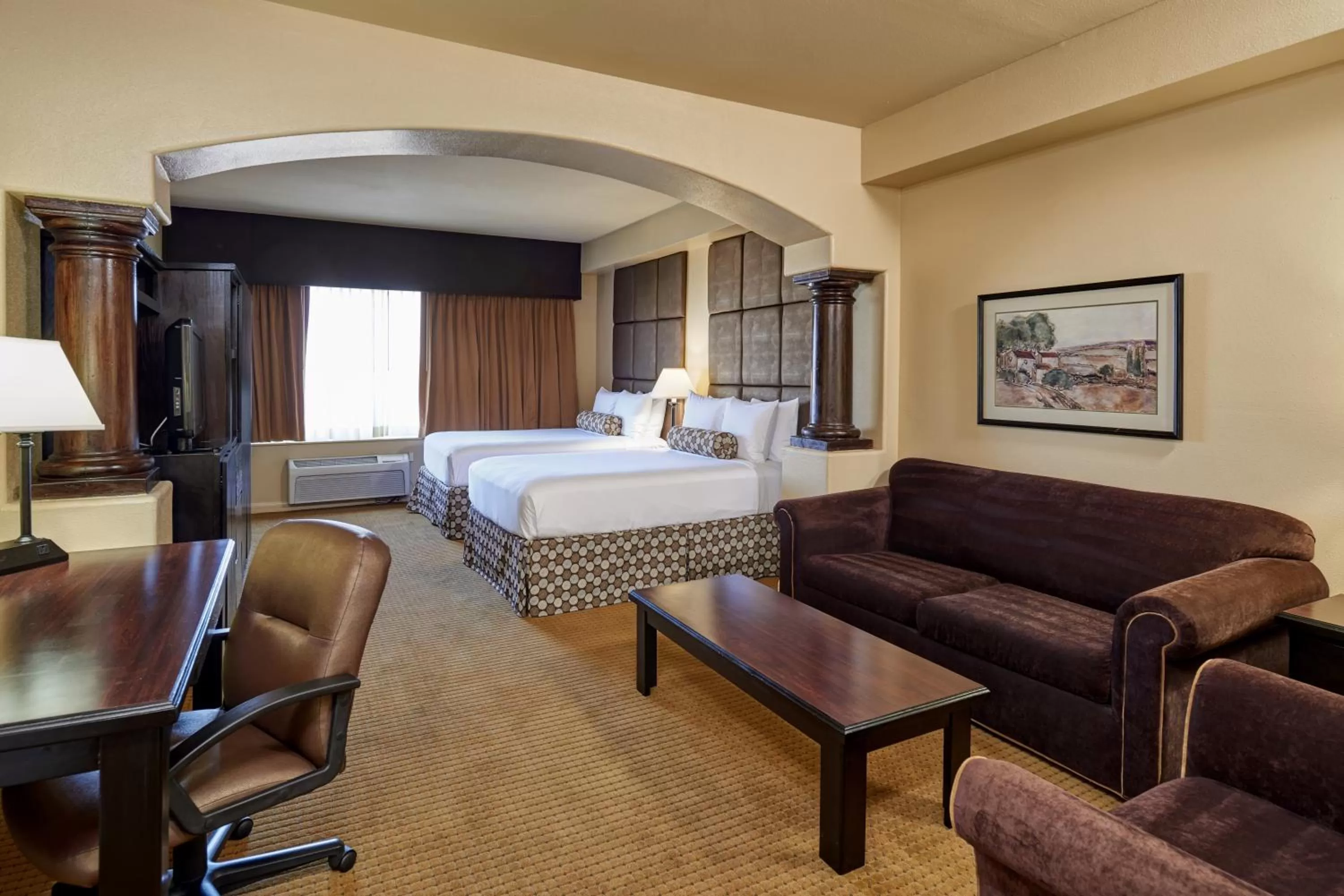 Photo of the whole room, Bed in Radisson Hotel El Paso Airport