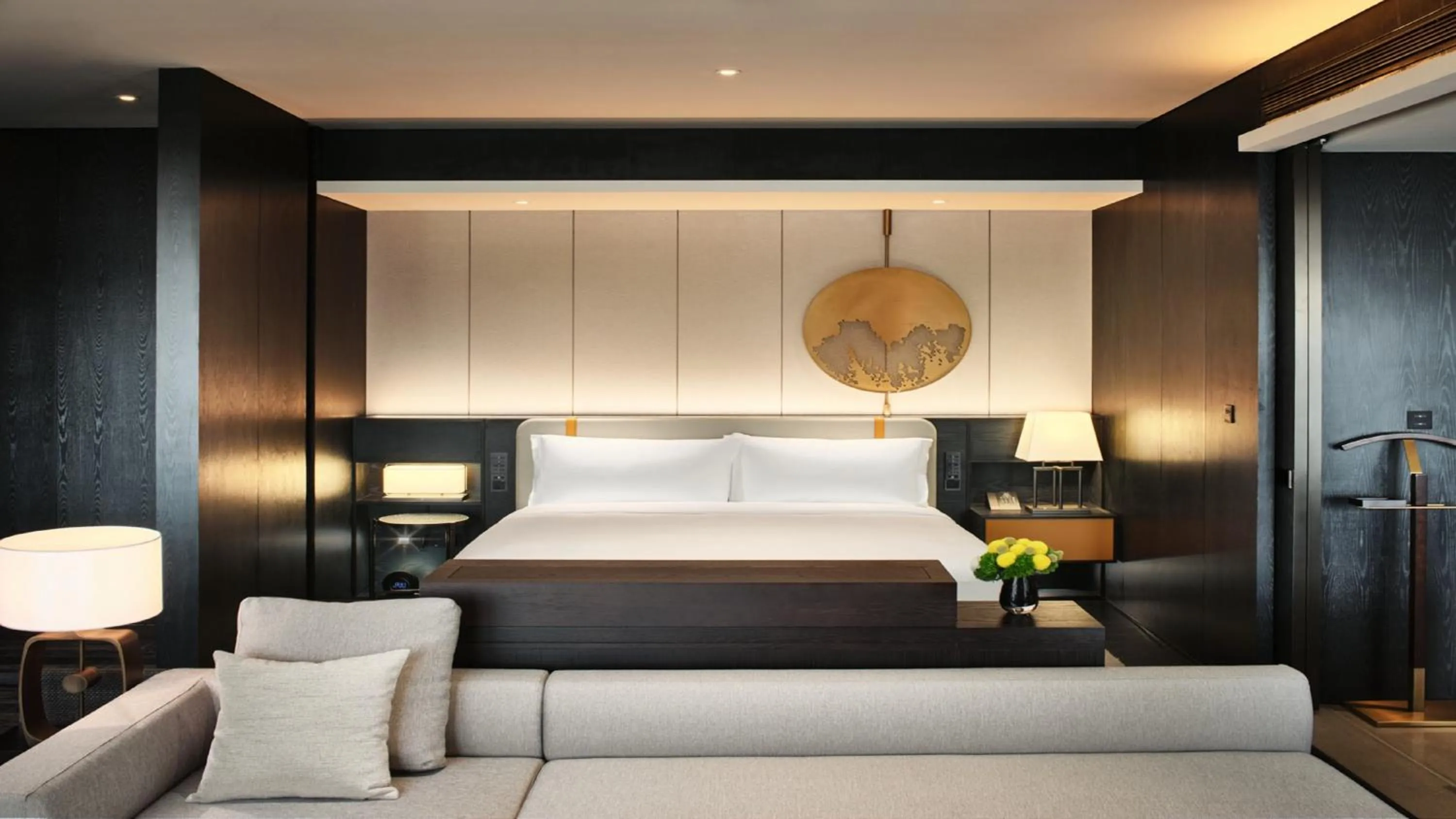 Photo of the whole room, Bed in InterContinental Xi'an North by IHG
