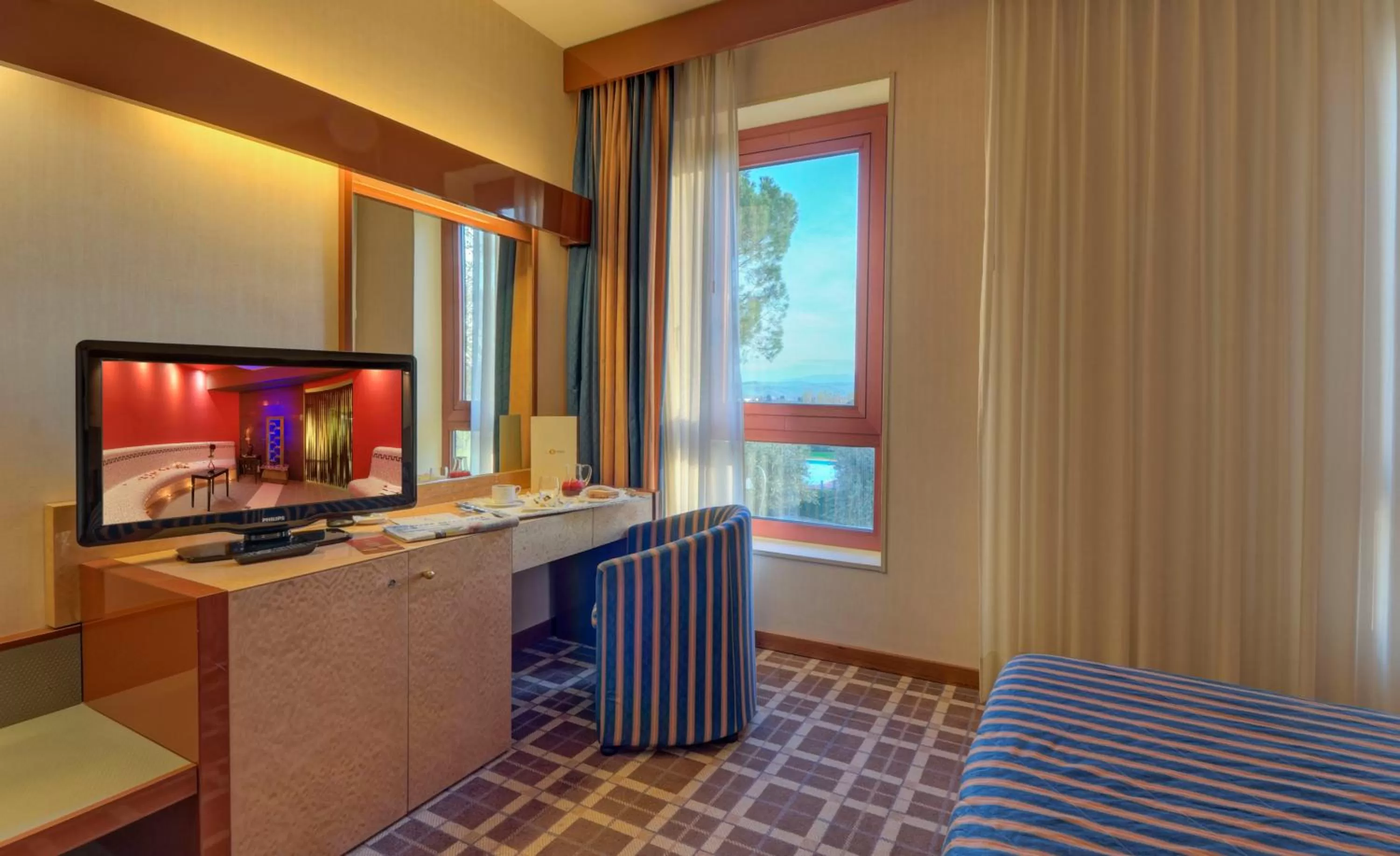 Photo of the whole room, Bed in Hotel Federico II