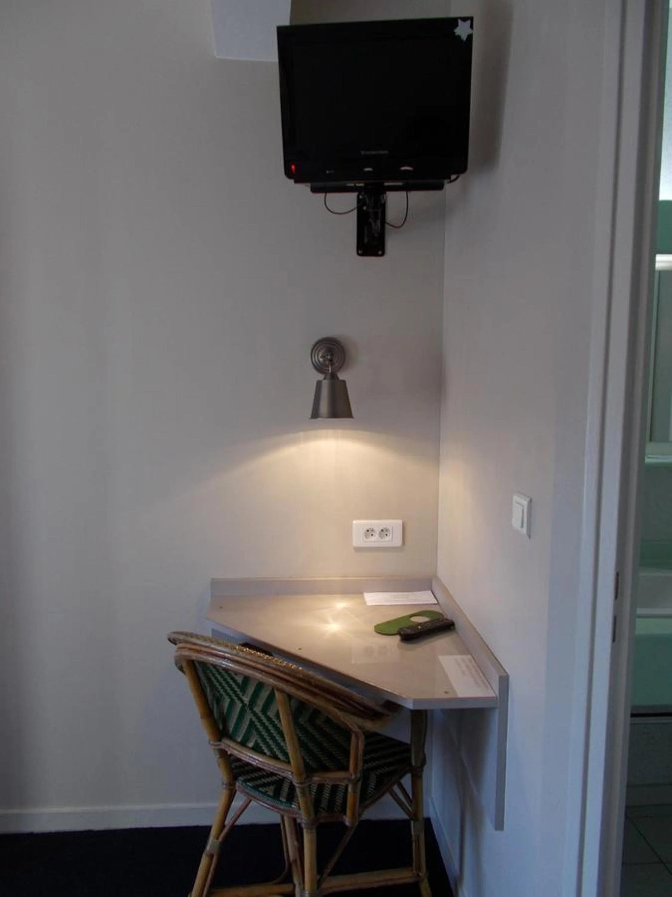 Decorative detail in Hôtel Restaurant La Belle Epoque