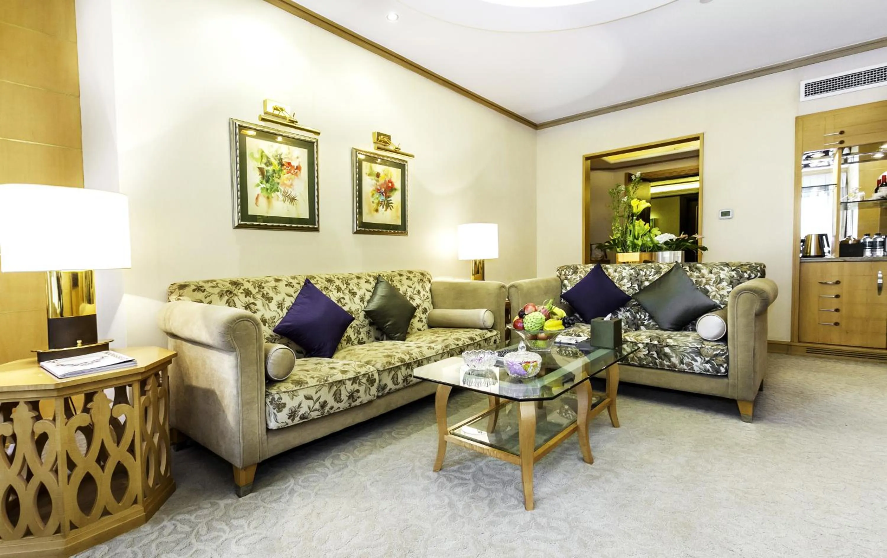 Living room in Xijiao State Guest Hotel