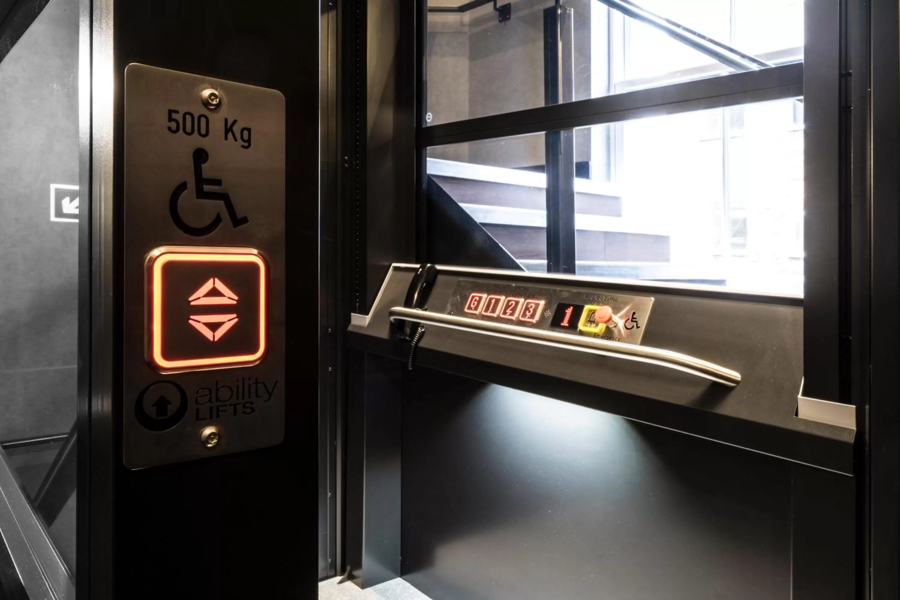 Area and facilities in Camden Enterprise Hotel