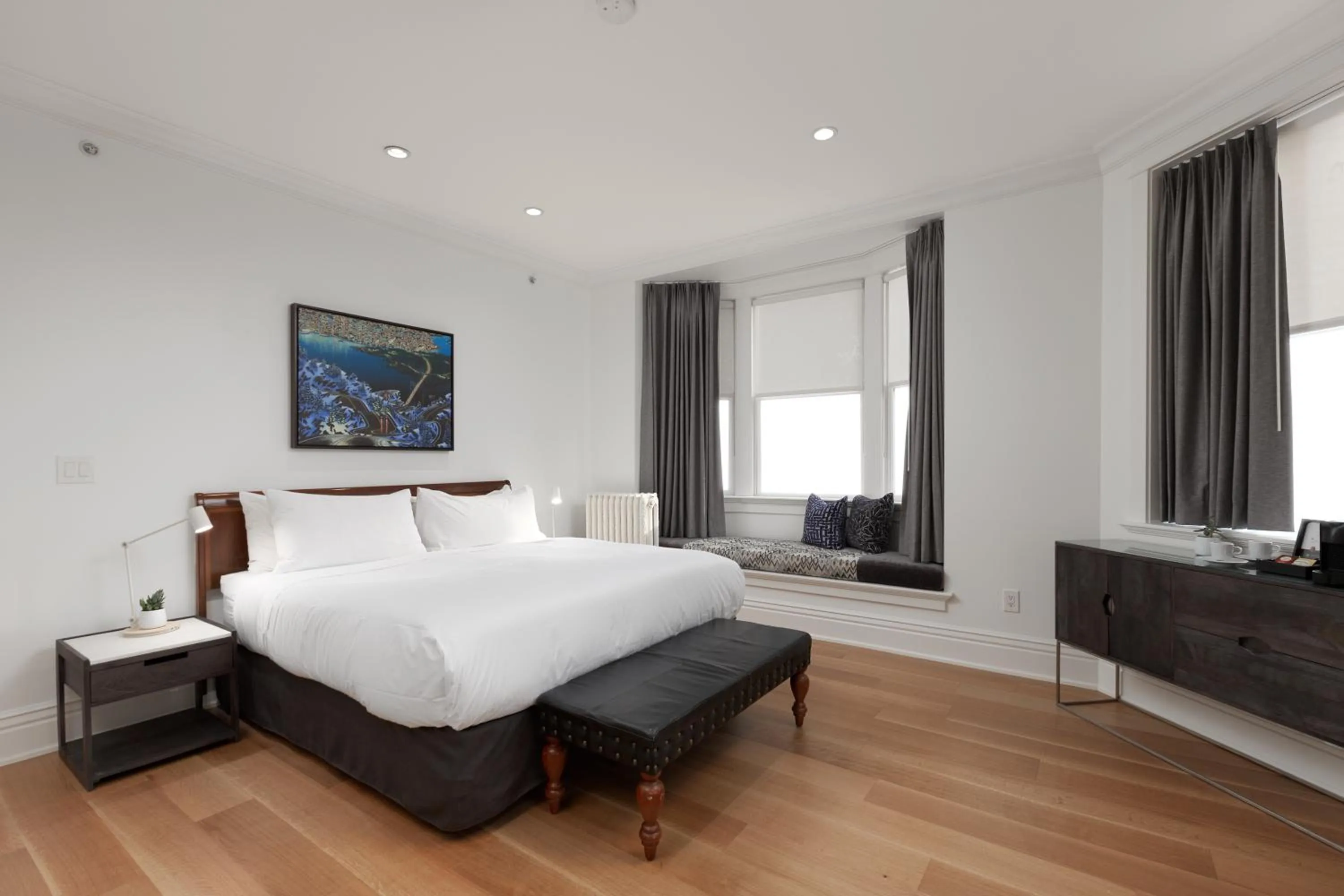 Bedroom, Bed in Victorian Hotel