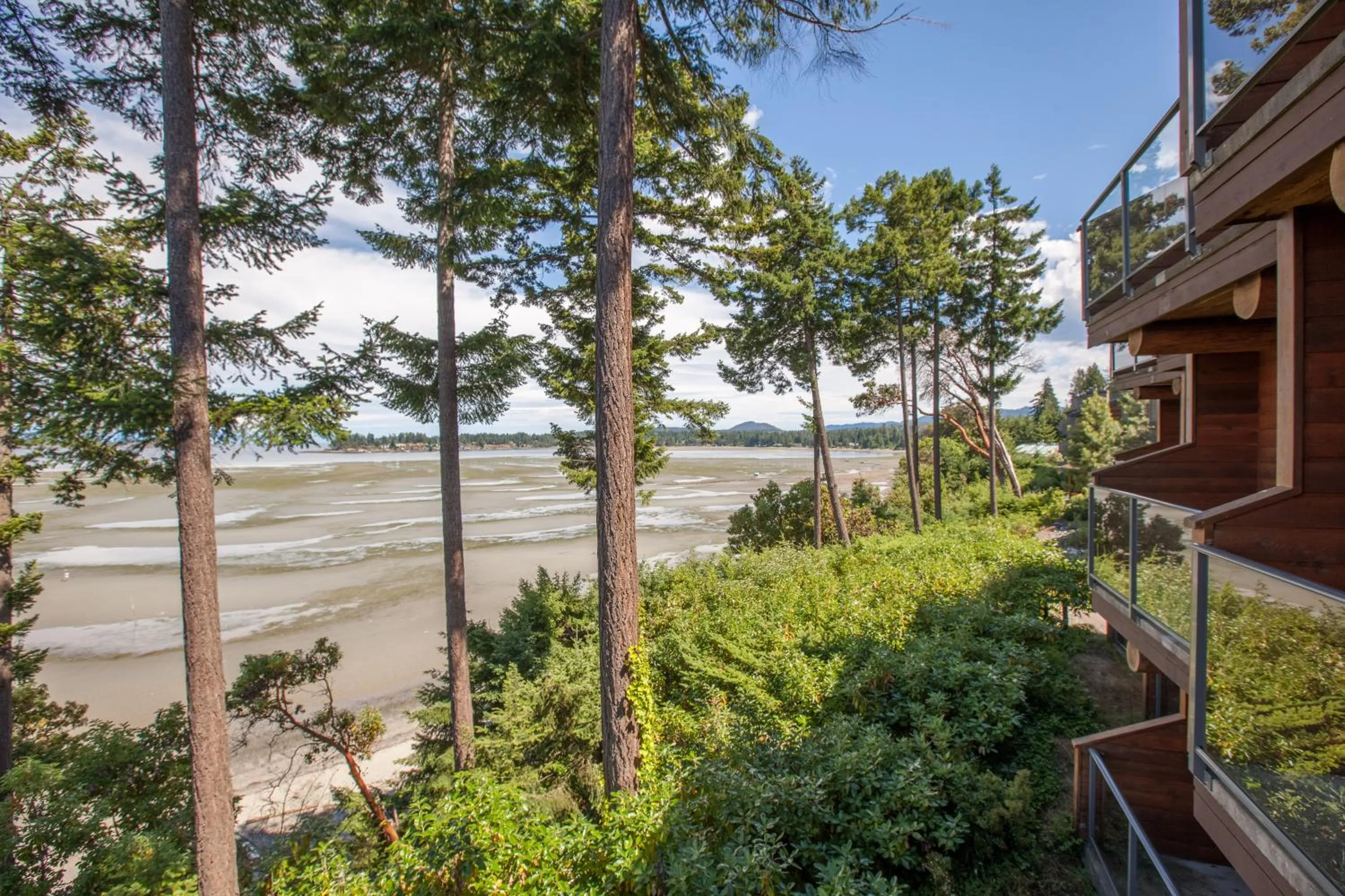 Sea view in Tigh-Na-Mara Seaside Spa Resort