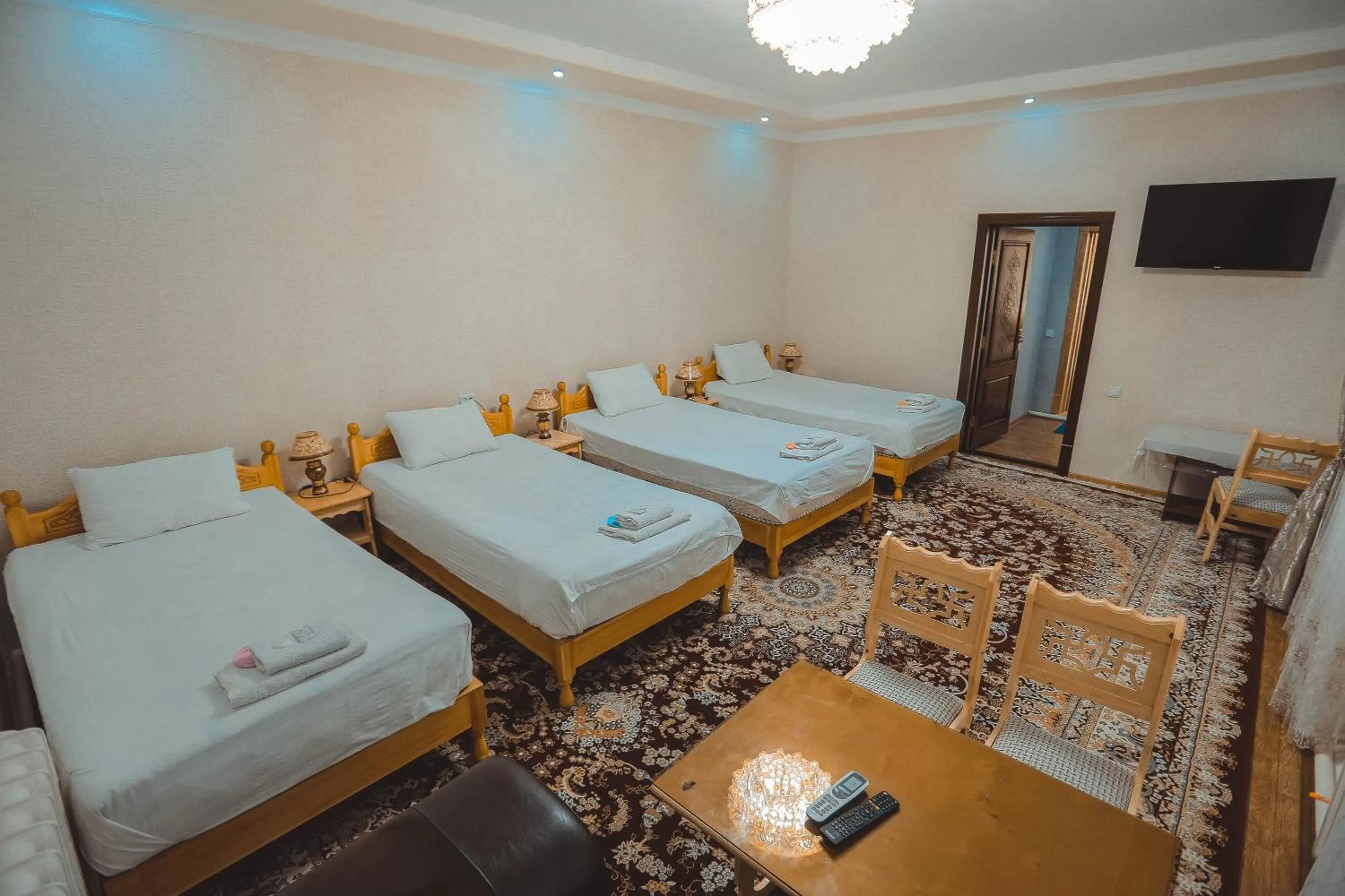 Photo of the whole room, Bed in Yasmin