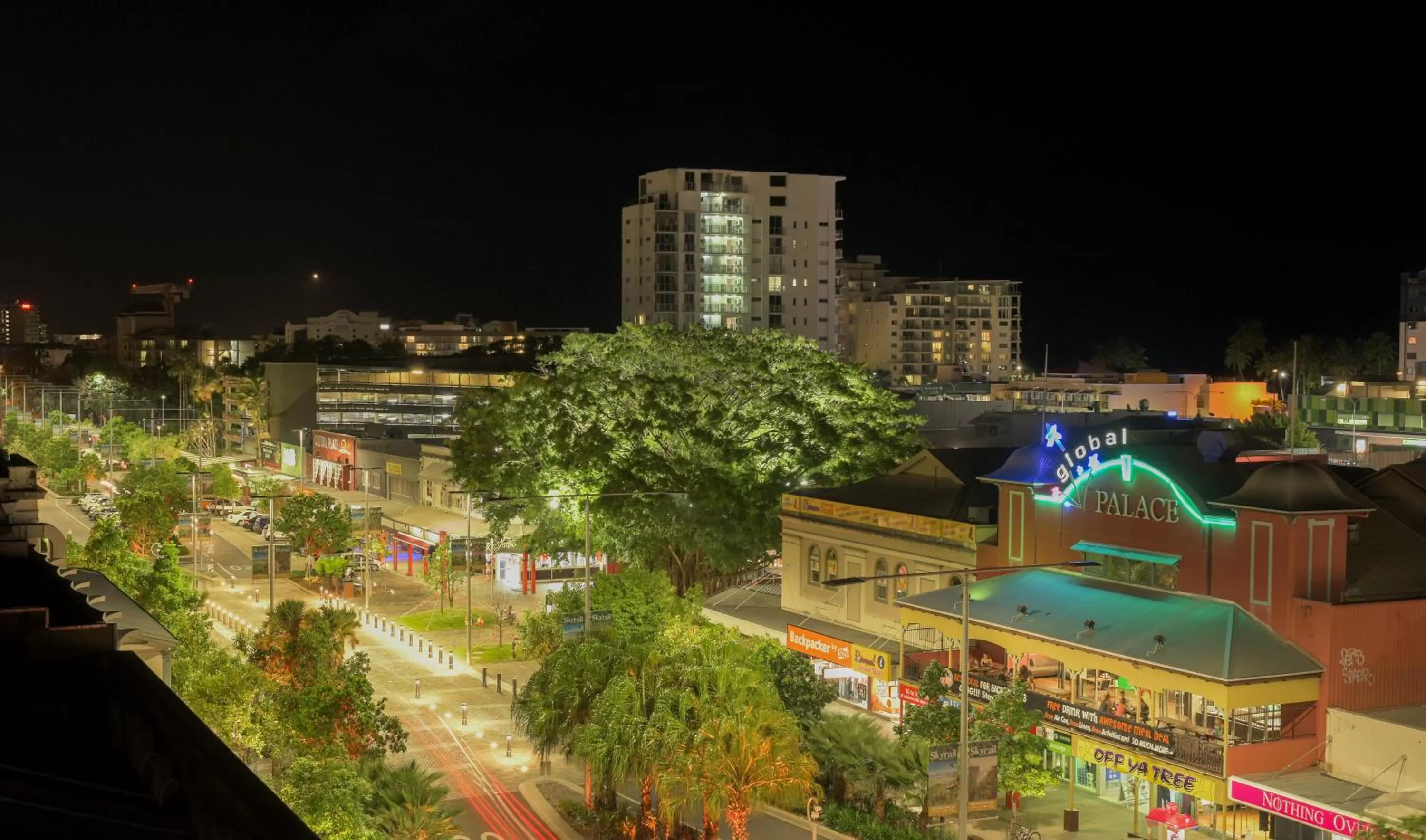 Street view in Inn Cairns