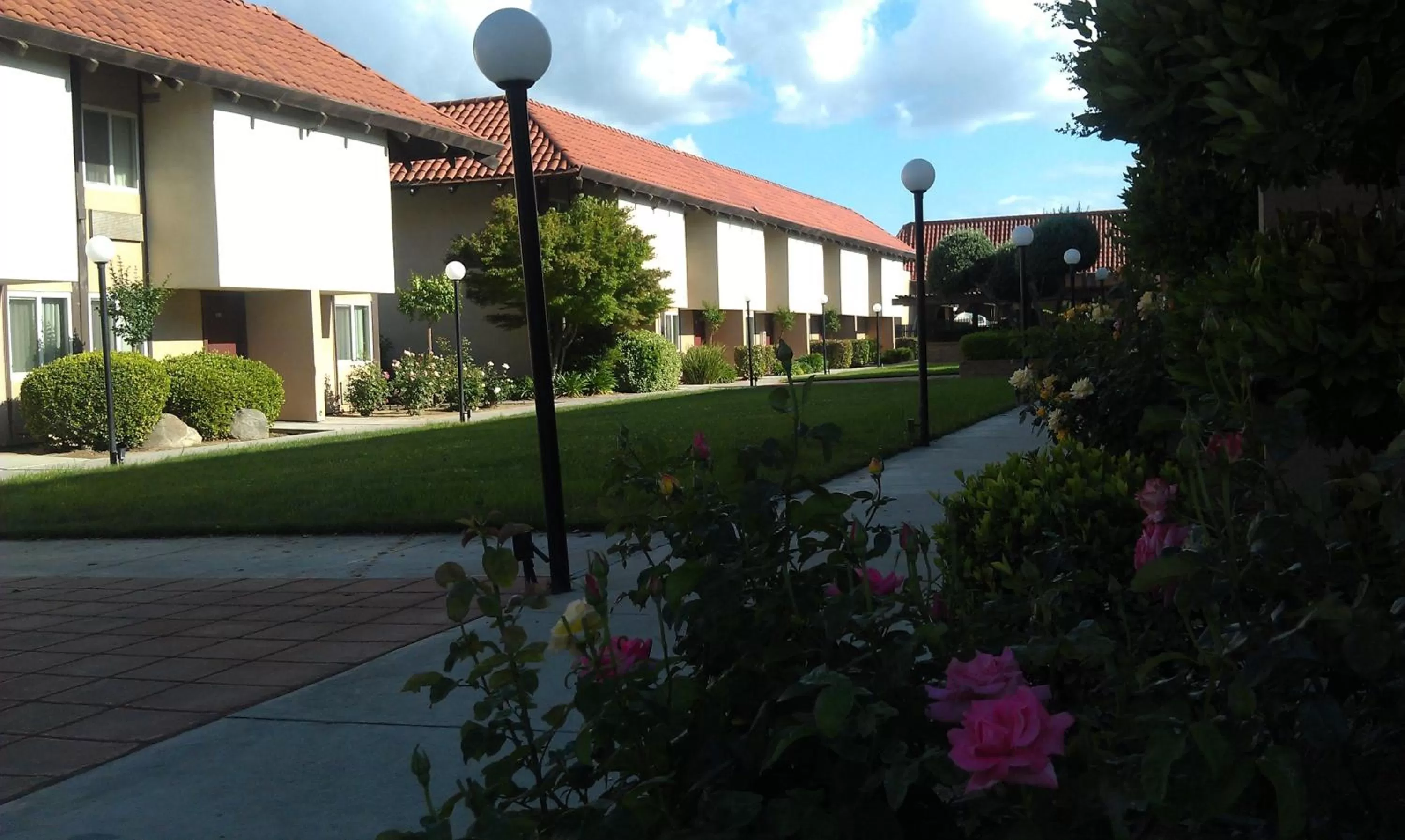 Property building in Ramada by Wyndham Fresno North