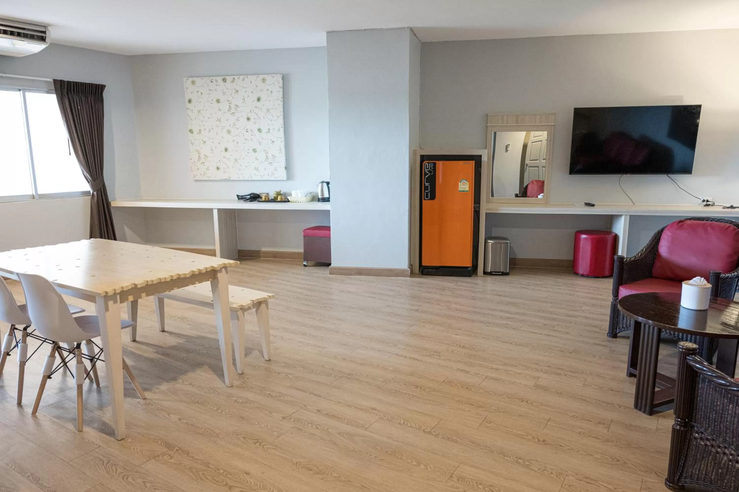 Marine Yensabai Pattaya