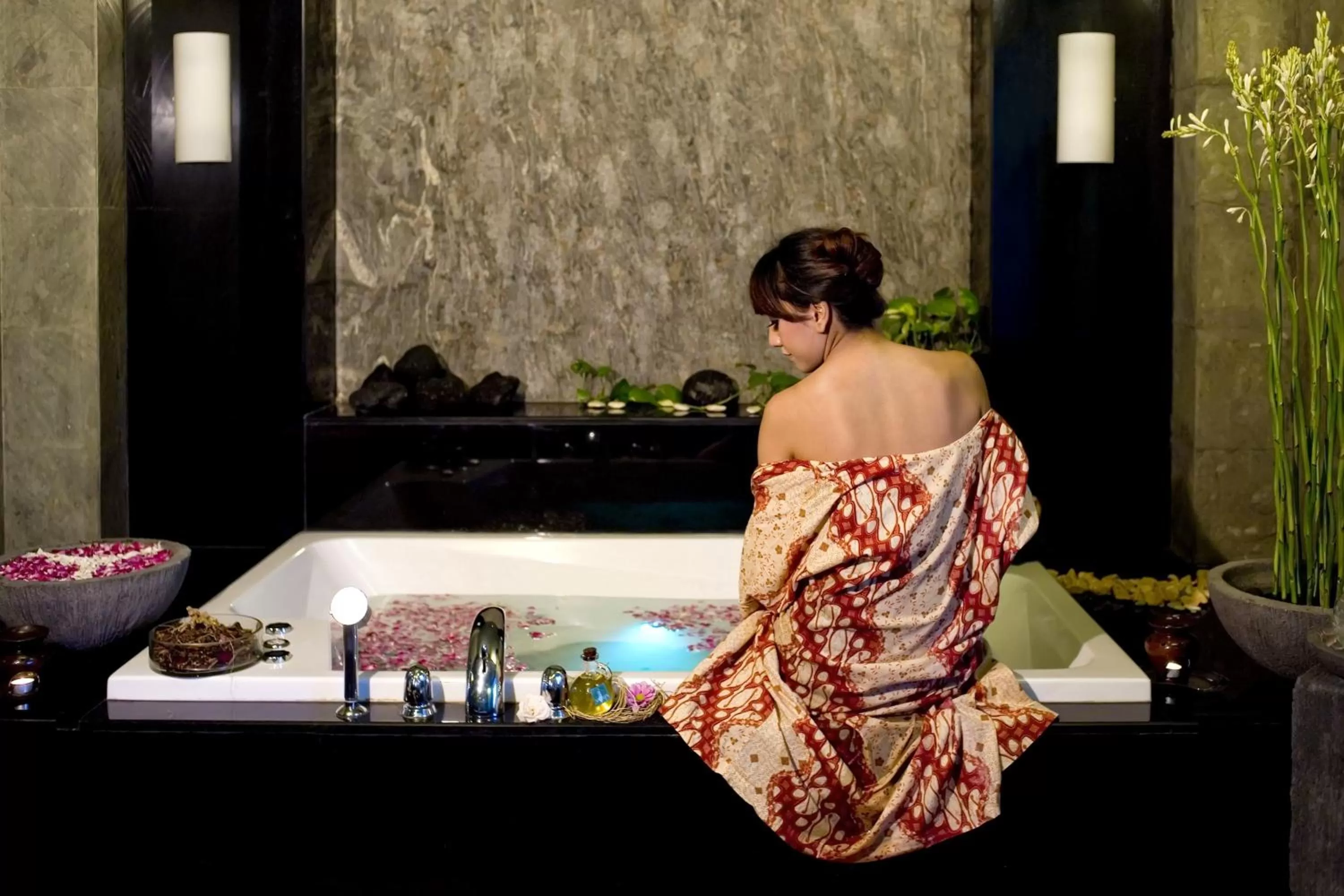 Spa and wellness centre/facilities in Mercure Surabaya Grand Mirama