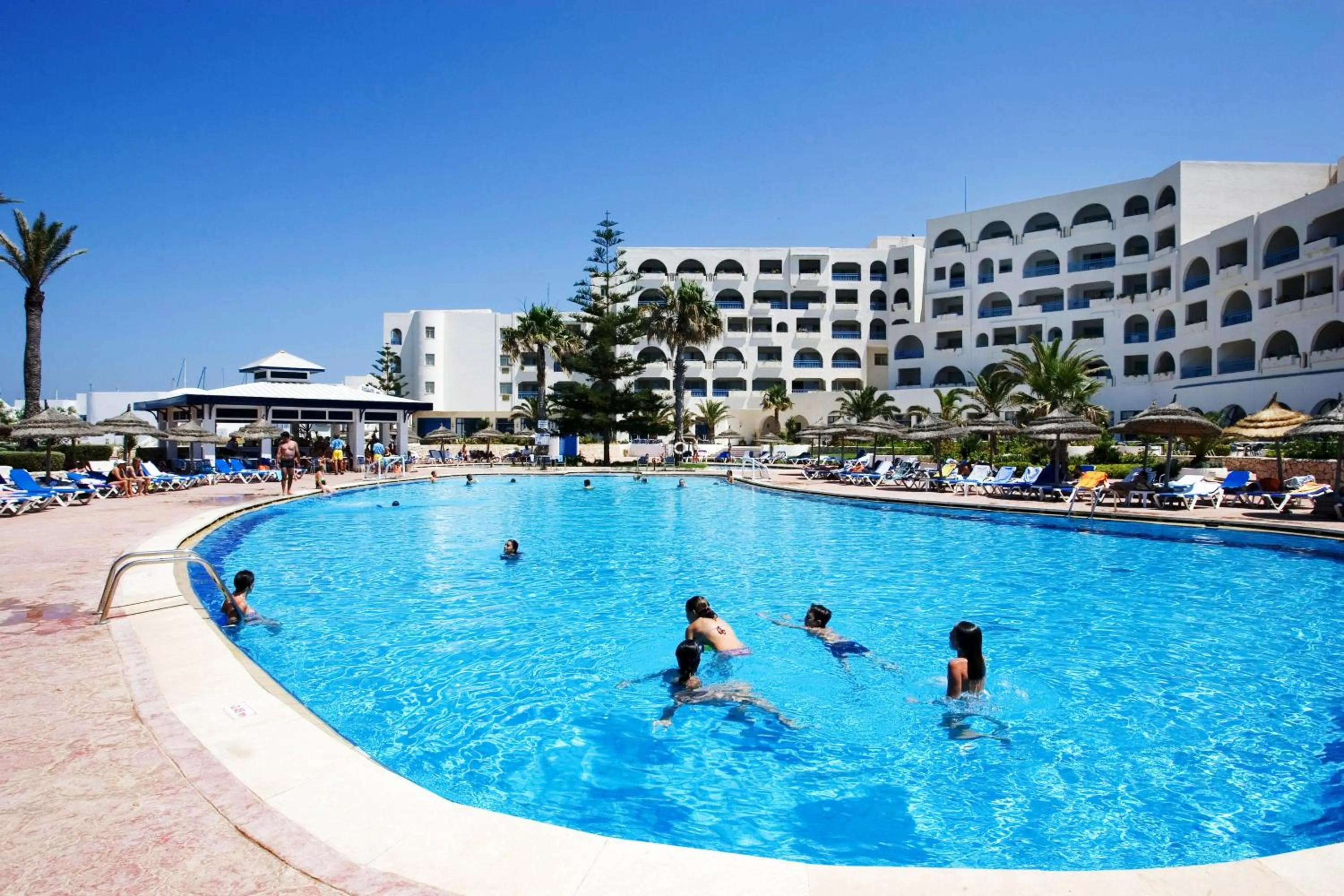 Swimming pool in Regency Hotel & Spa