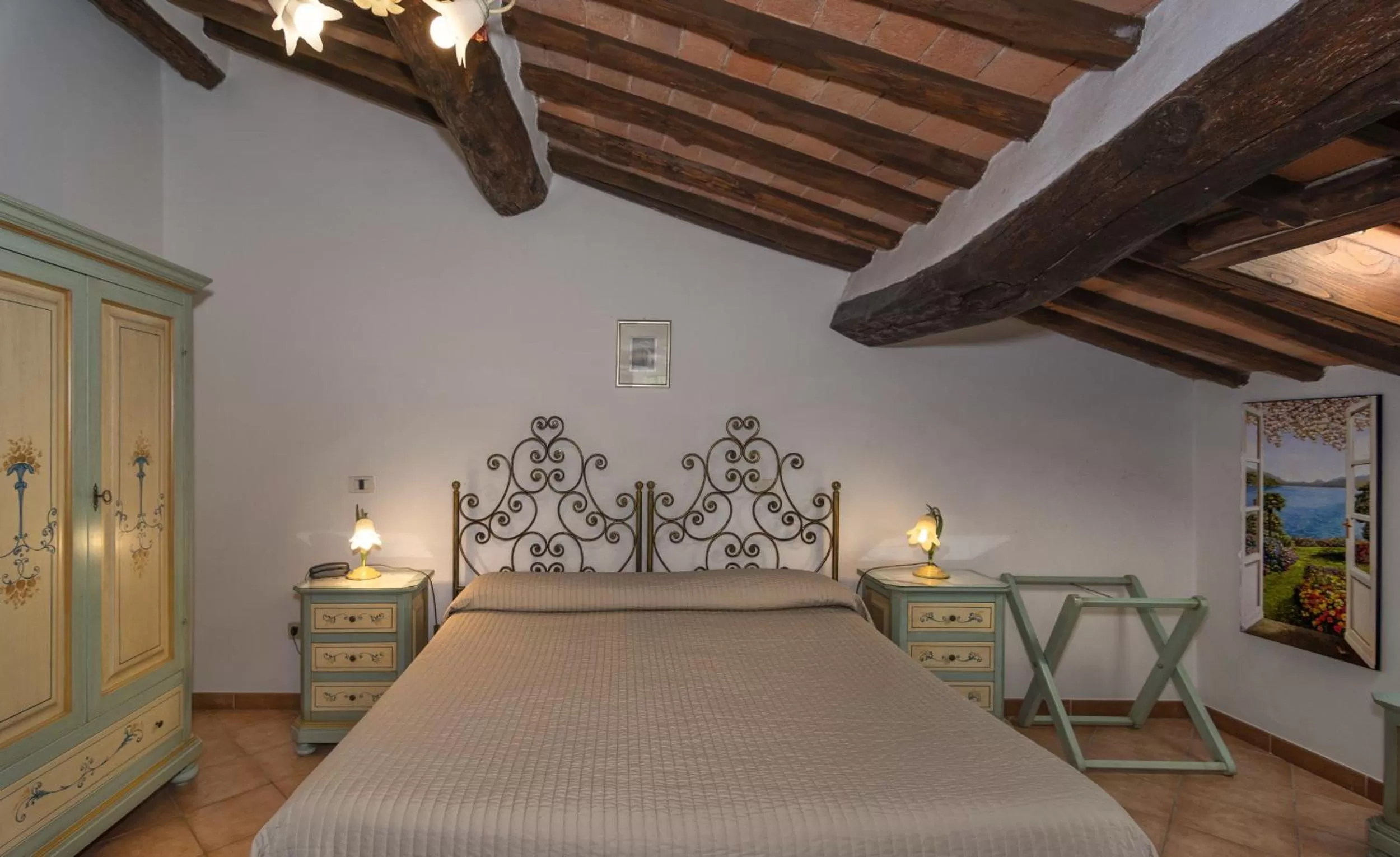 Photo of the whole room, Bed in Hotel Villa Cheli