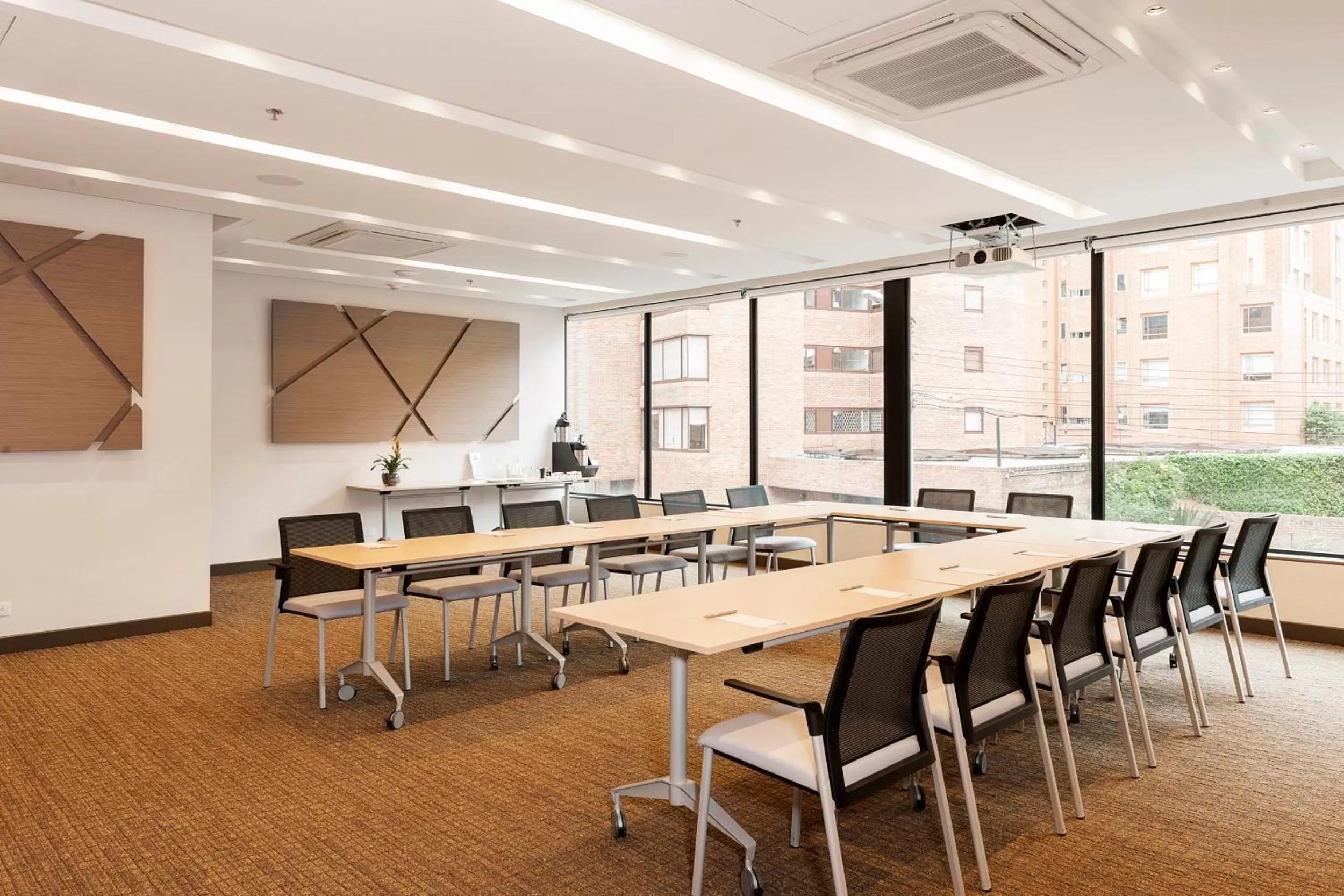 Meeting/conference room in bs Rosales Hotel