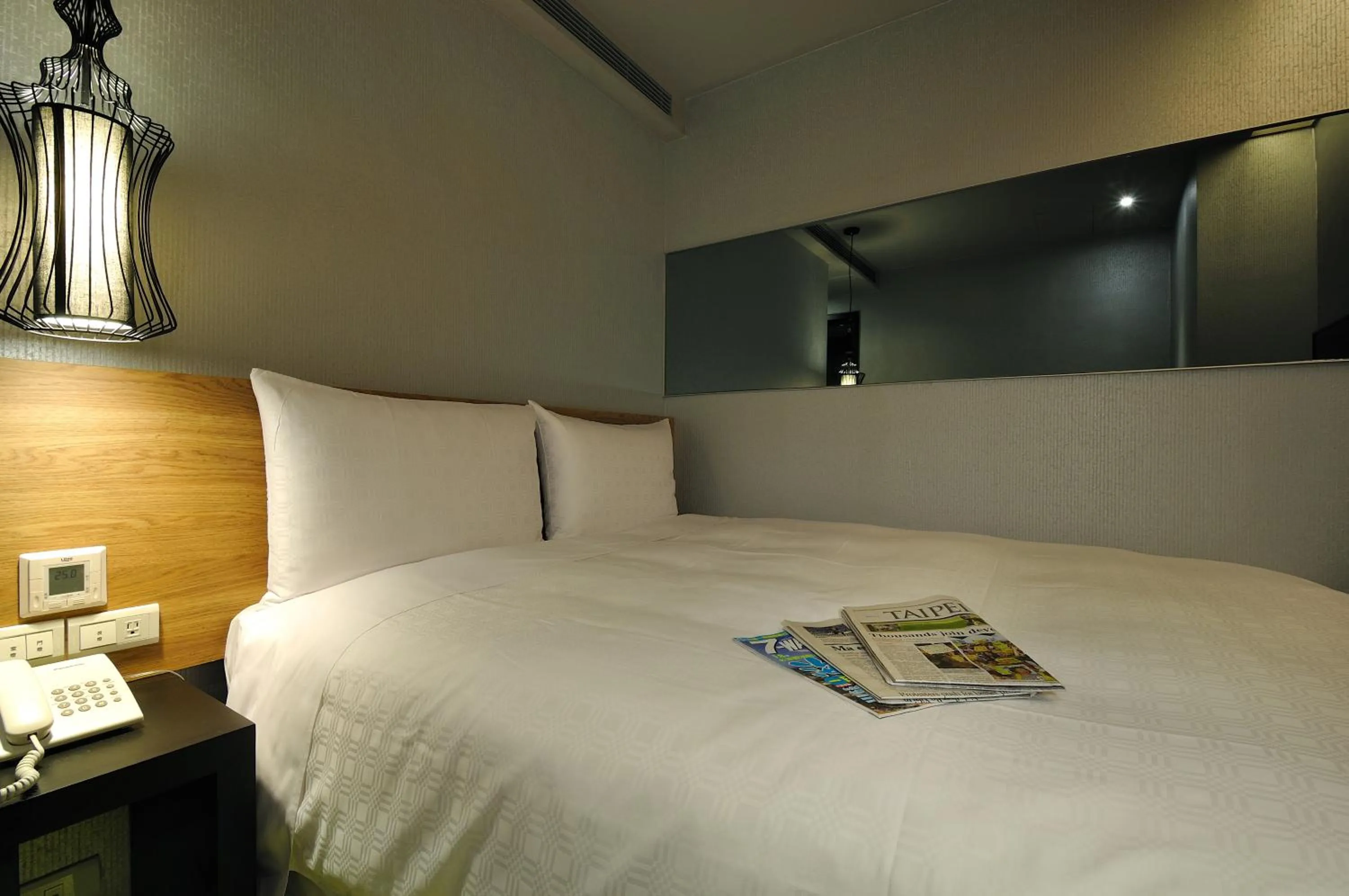 Bed in Forward Suites II