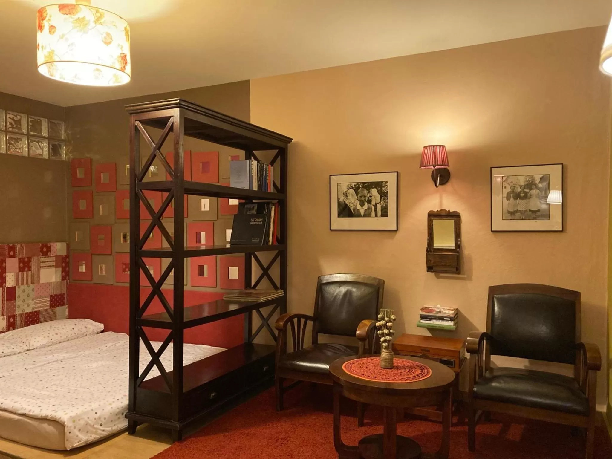 Property building, Bed in MuziKafe - Home of Culture