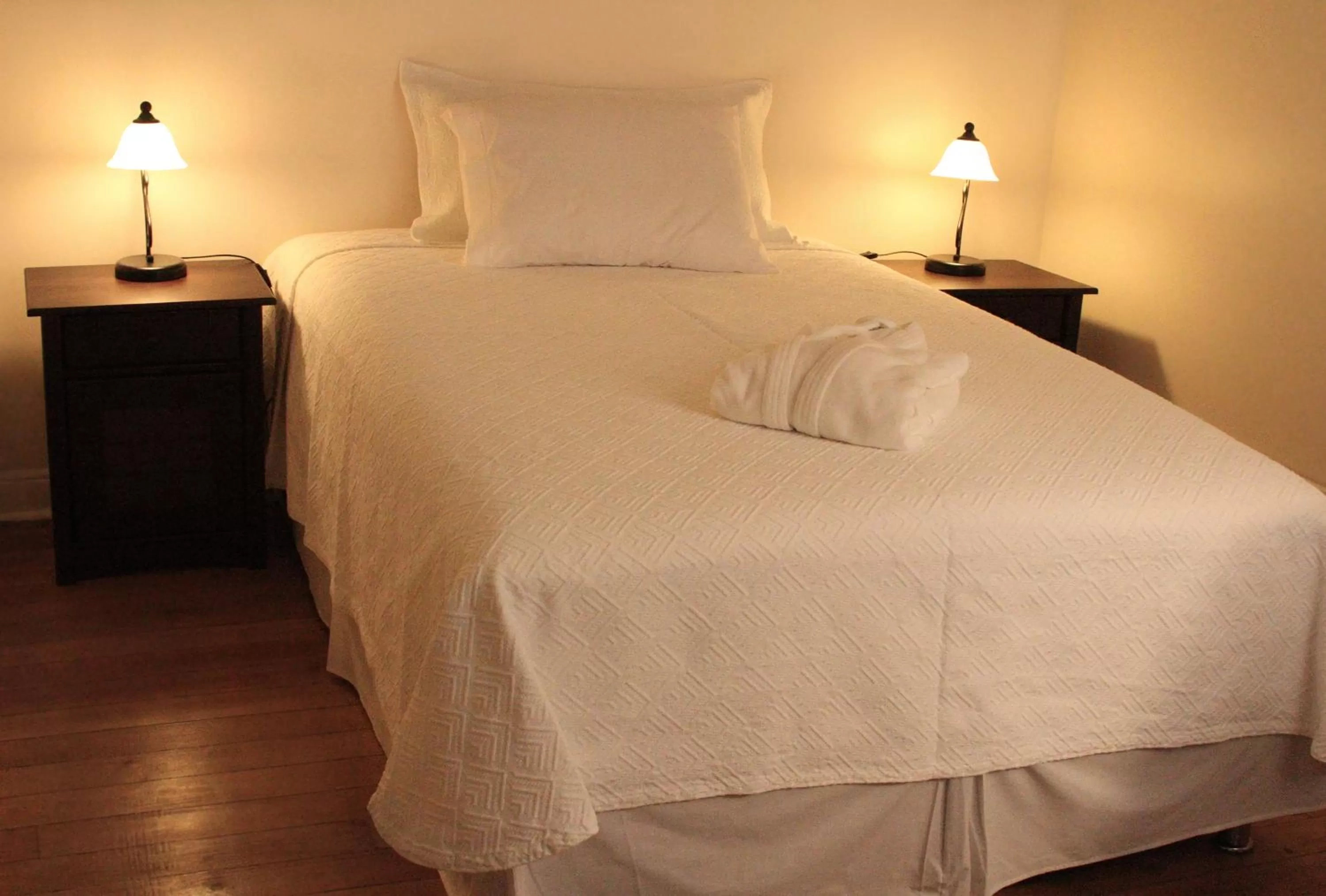 Bedroom, Bed in Hotel Boutique Casa Conde