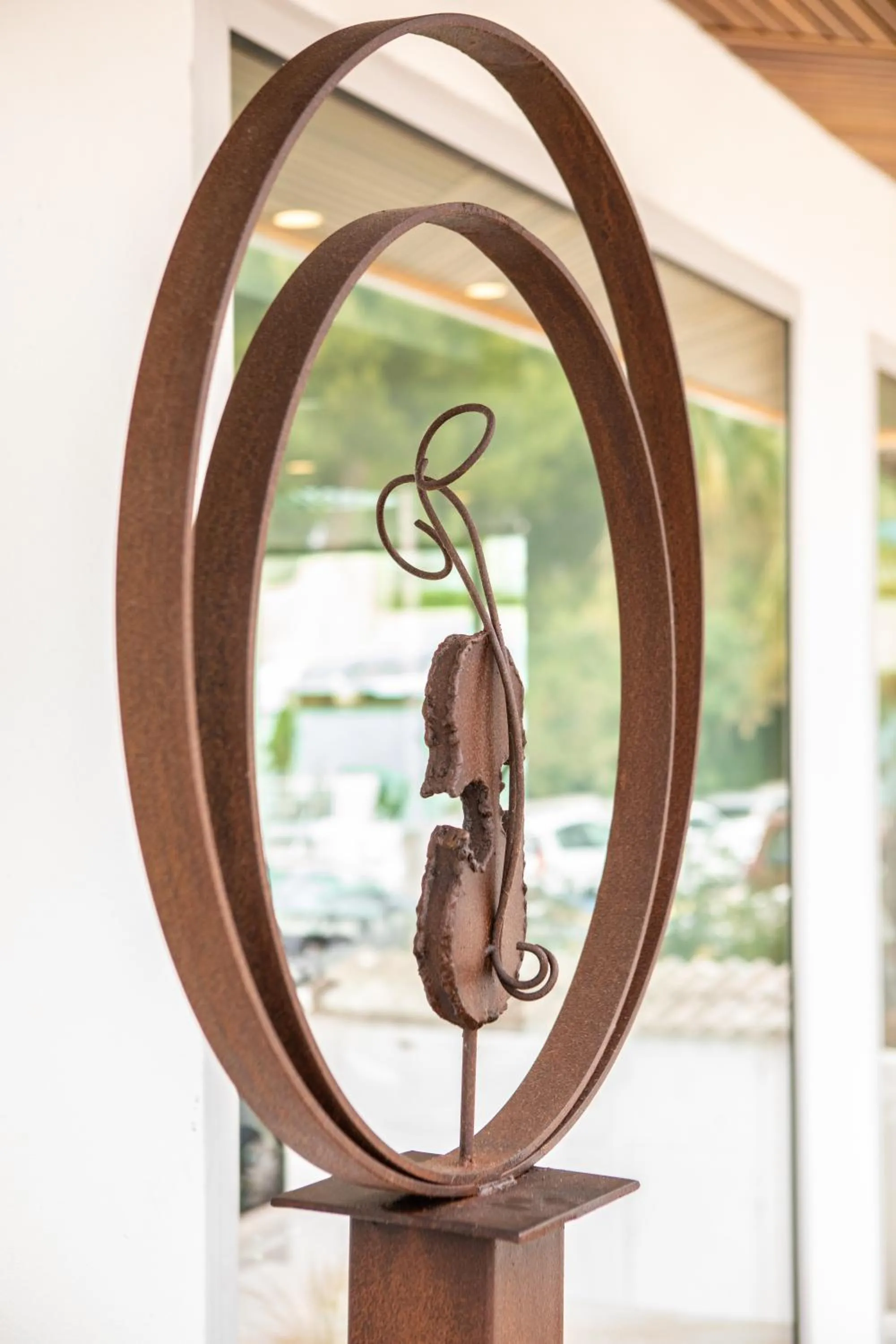 Area and facilities in JS Yate