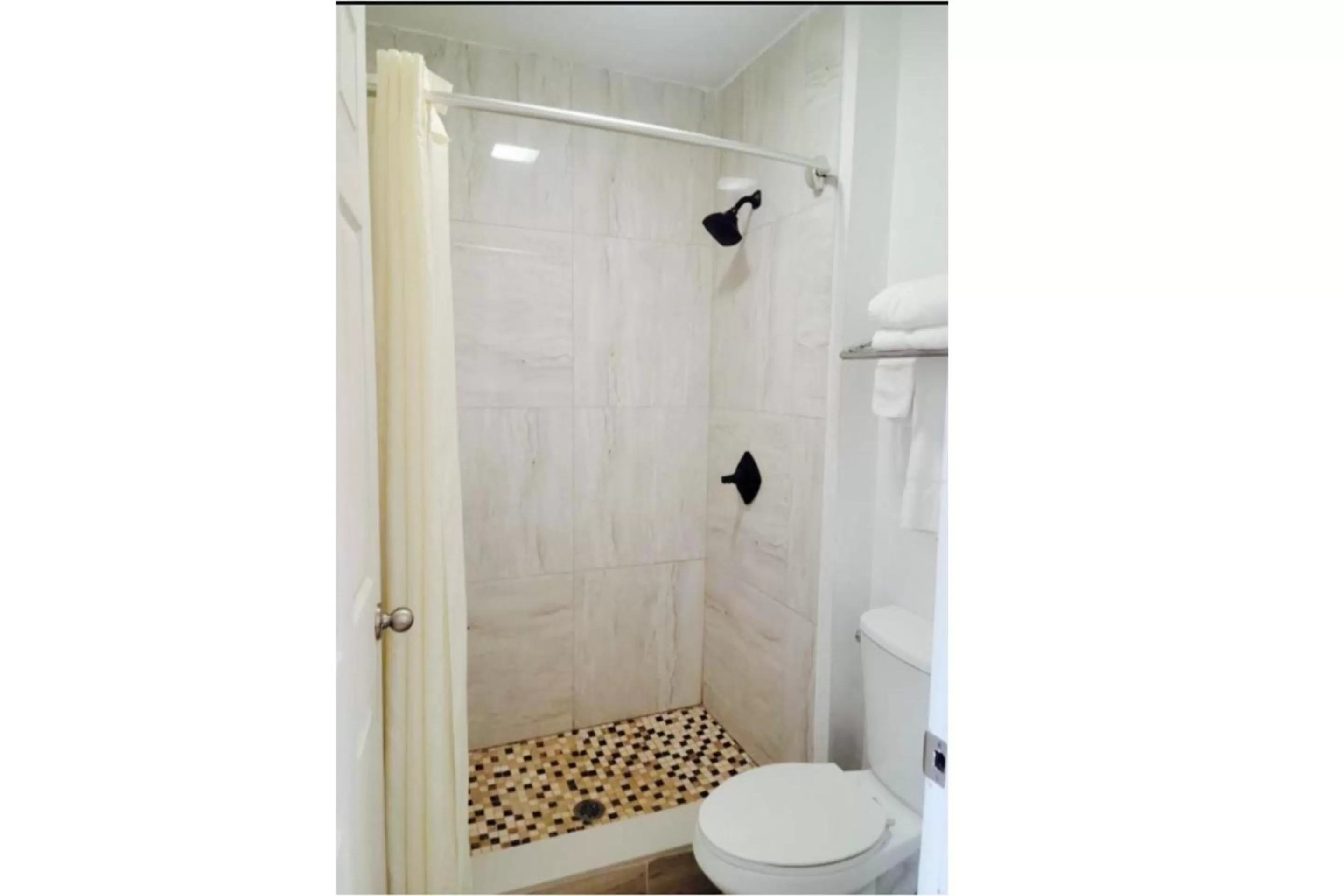 Bathroom in Western Motel, Thomasville