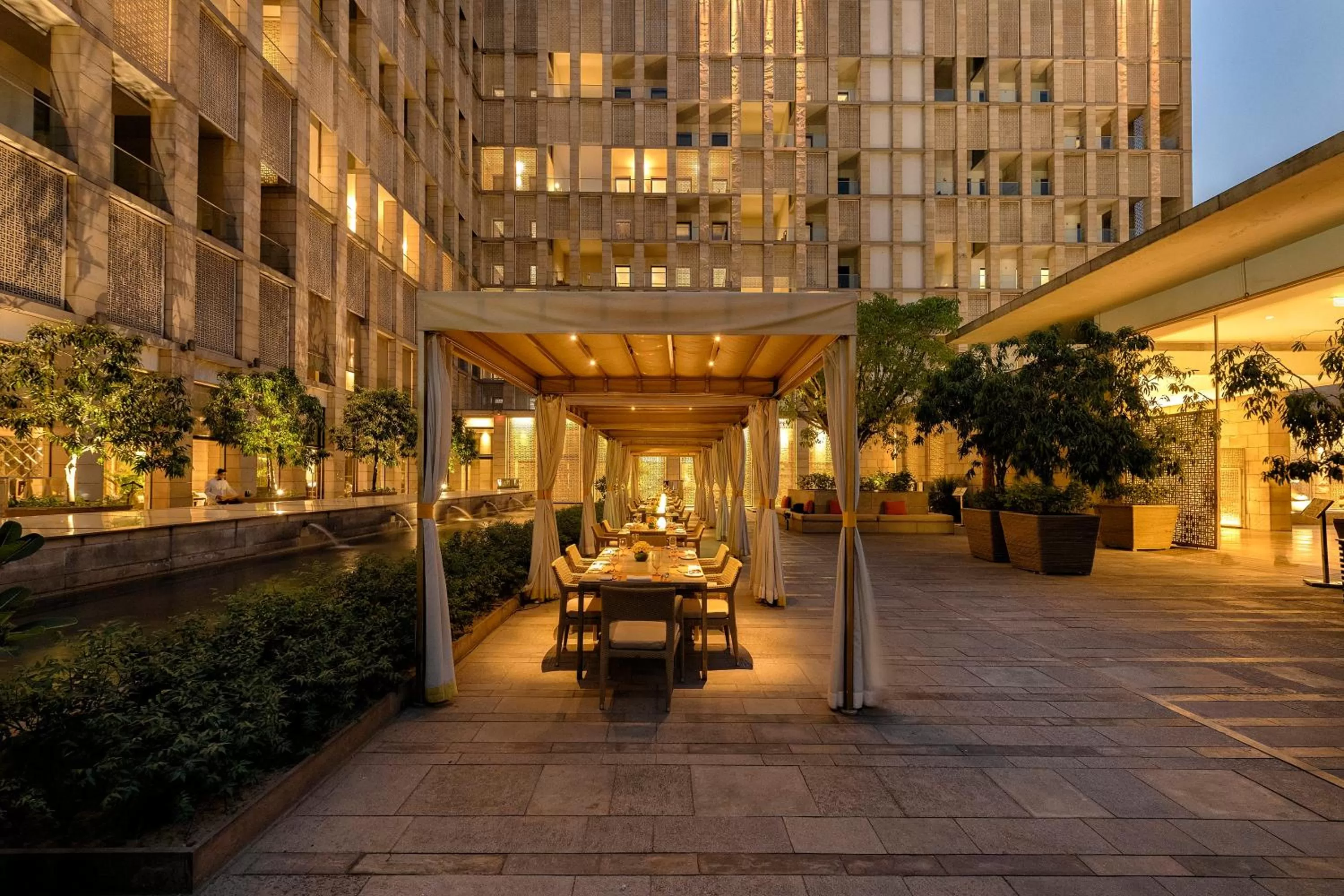 Restaurant/places to eat in The Lodhi – A member of The Leading Hotels Of The World