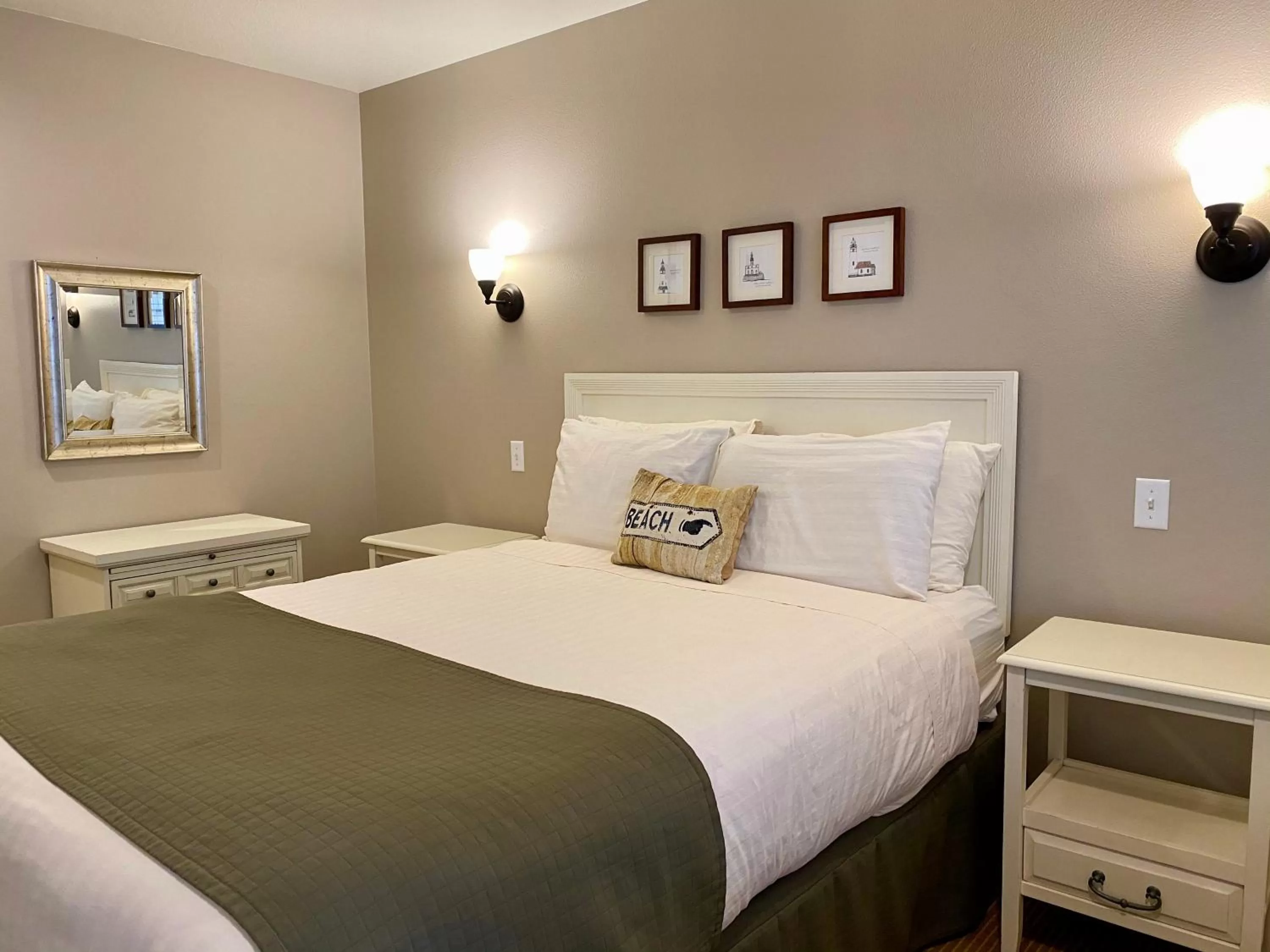 Bedroom, Bed in Lighthouse Inn