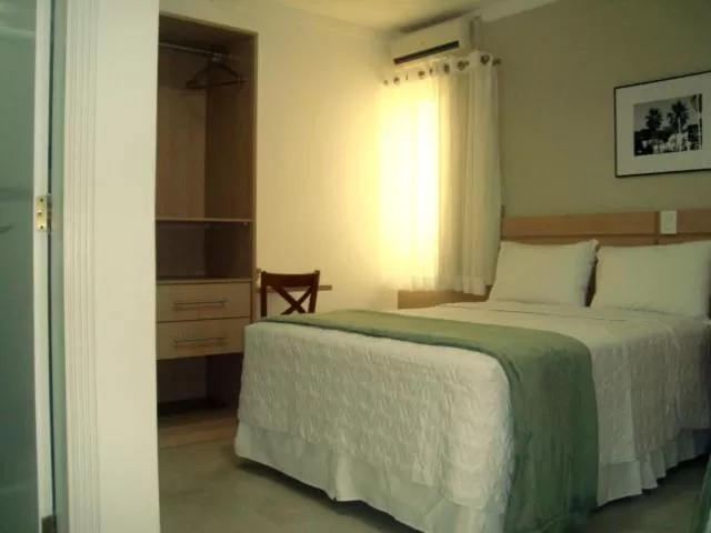 Photo of the whole room, Bed in Upper Hotel