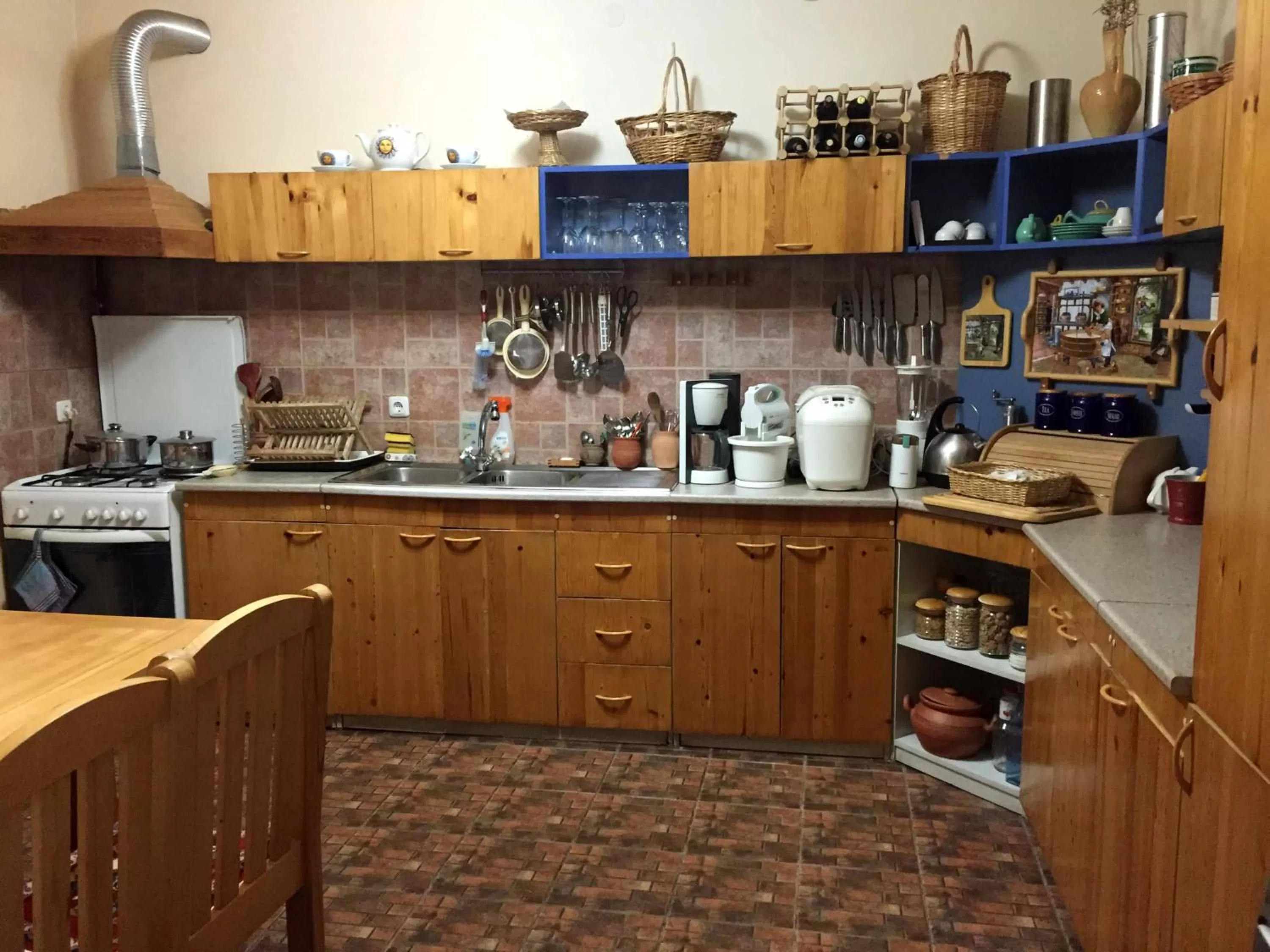 Communal kitchen in Green Stone Boutique Hotel