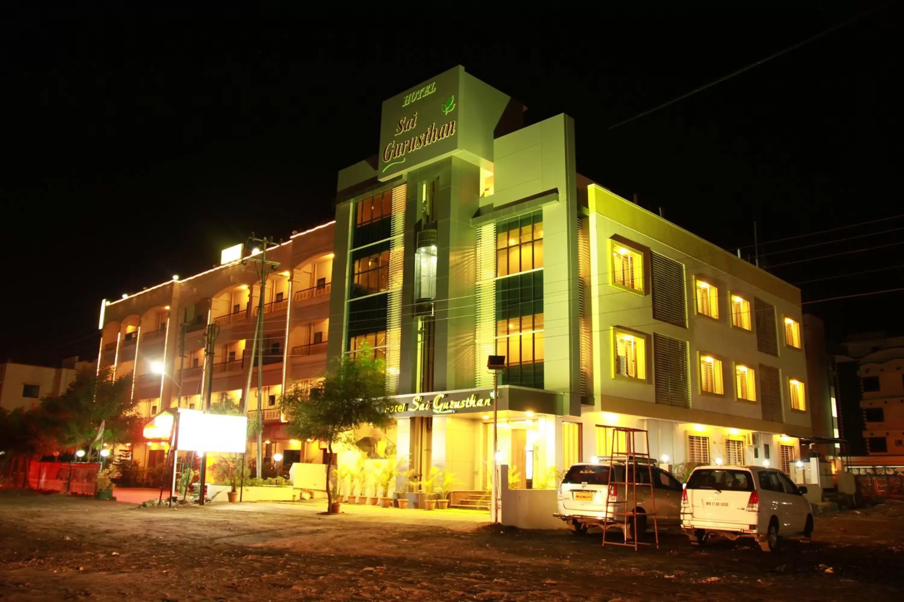 Hotel Sai Gurusthan Hotel Sai Gurusthan