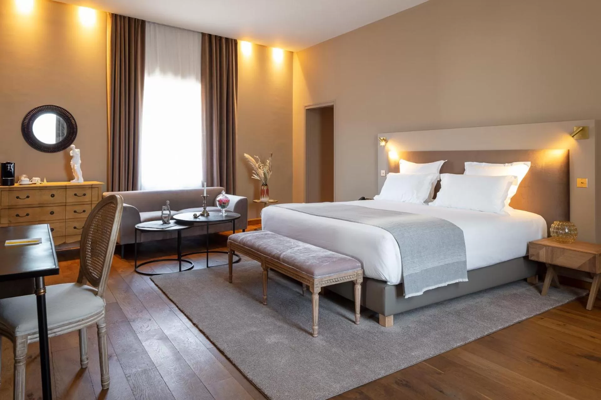 Bedroom, Bed in Margaret - Hôtel Chouleur