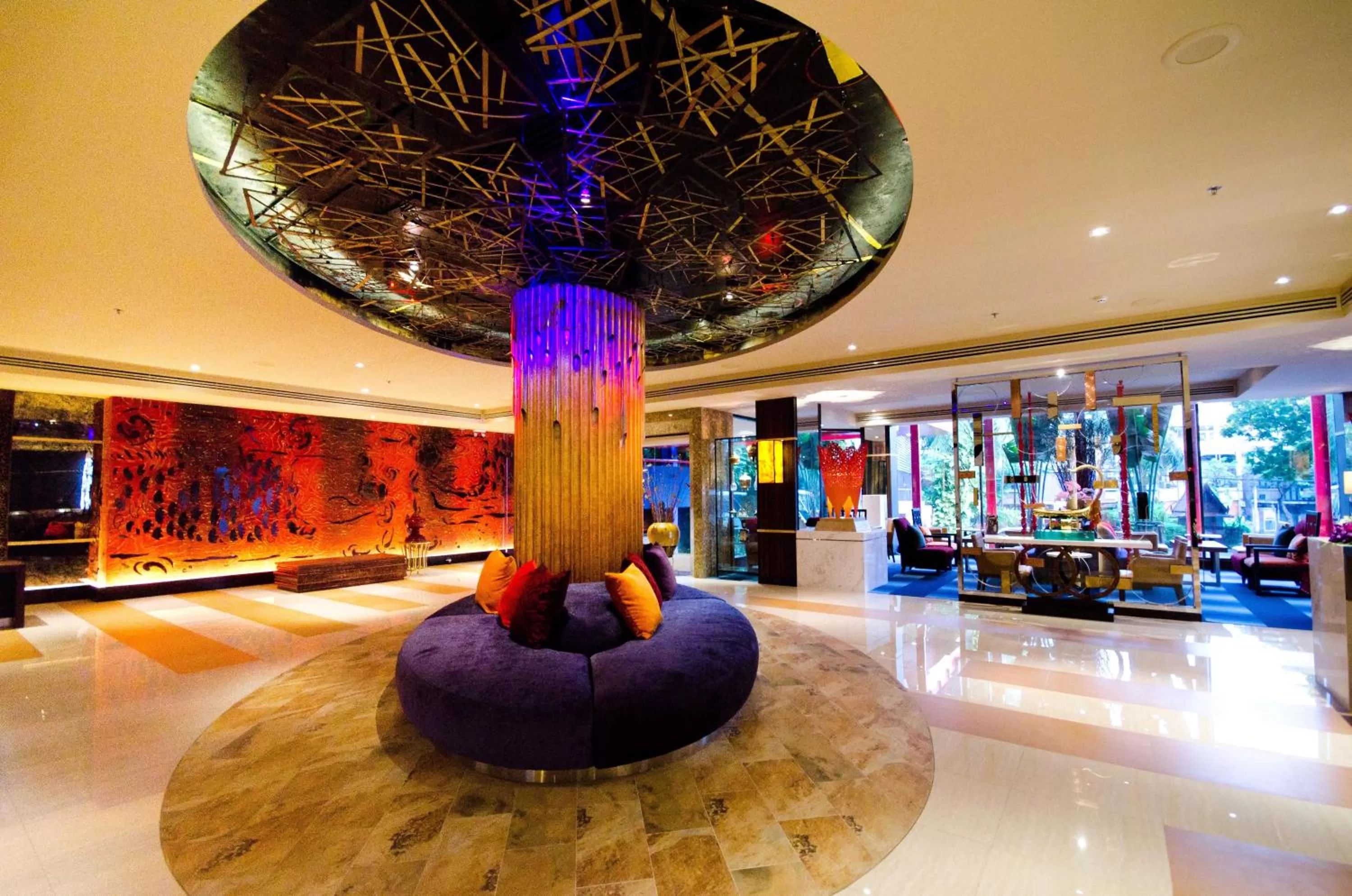 Lobby or reception in Tongtara Riverview Hotel