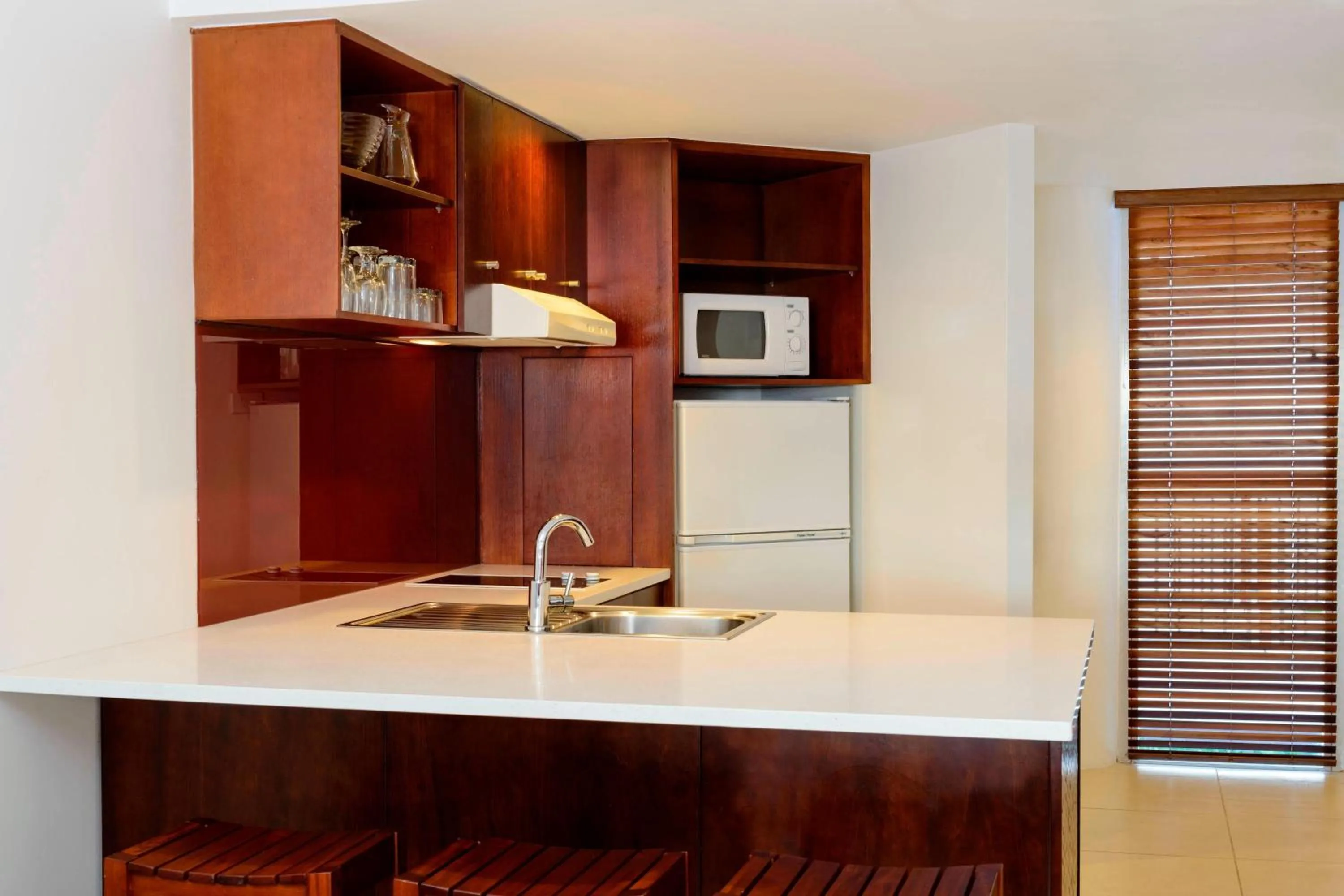 Kitchen or kitchenette in Sheraton Denarau Villas