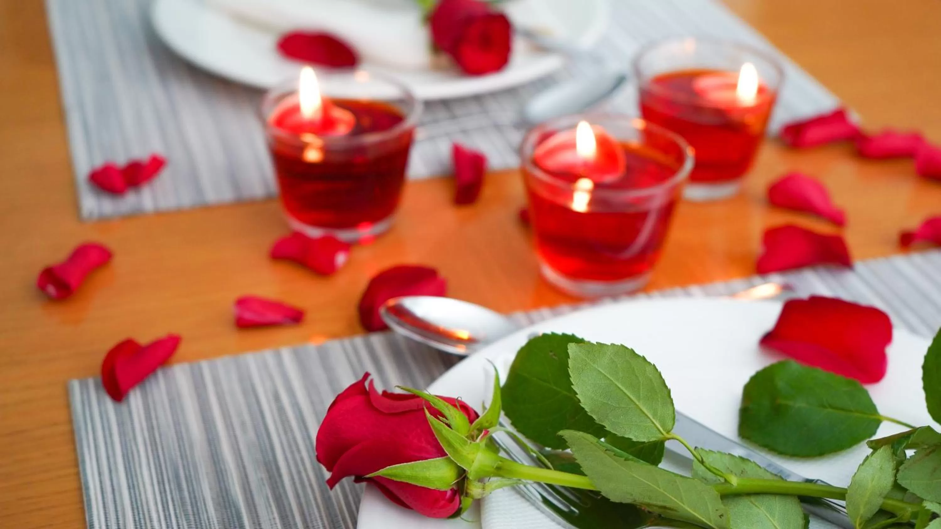 Food and drinks in Savoy Central Hotel Apartments