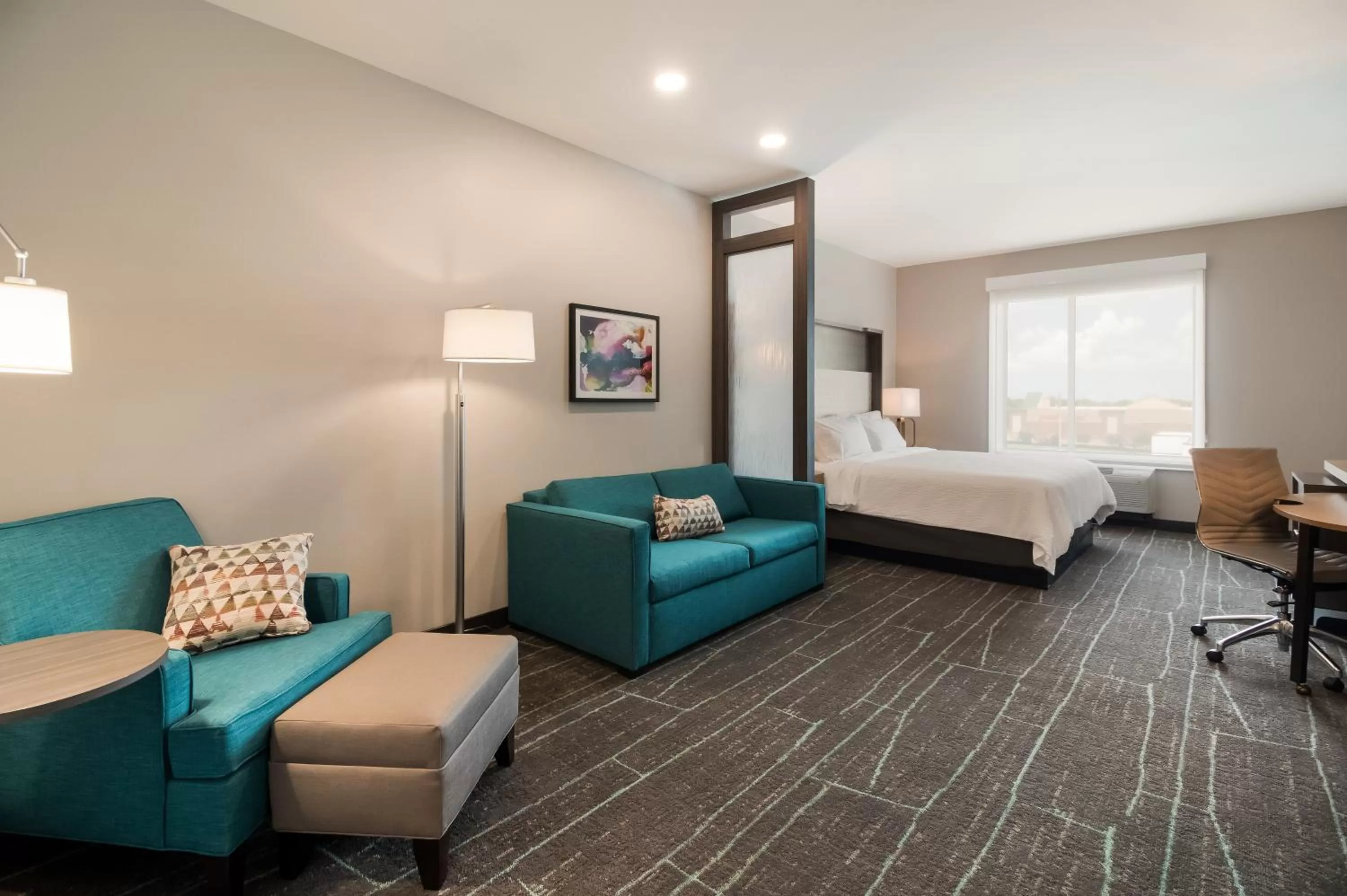 Guests, Bed in Holiday Inn & Suites - Mt Juliet Nashville Area by IHG