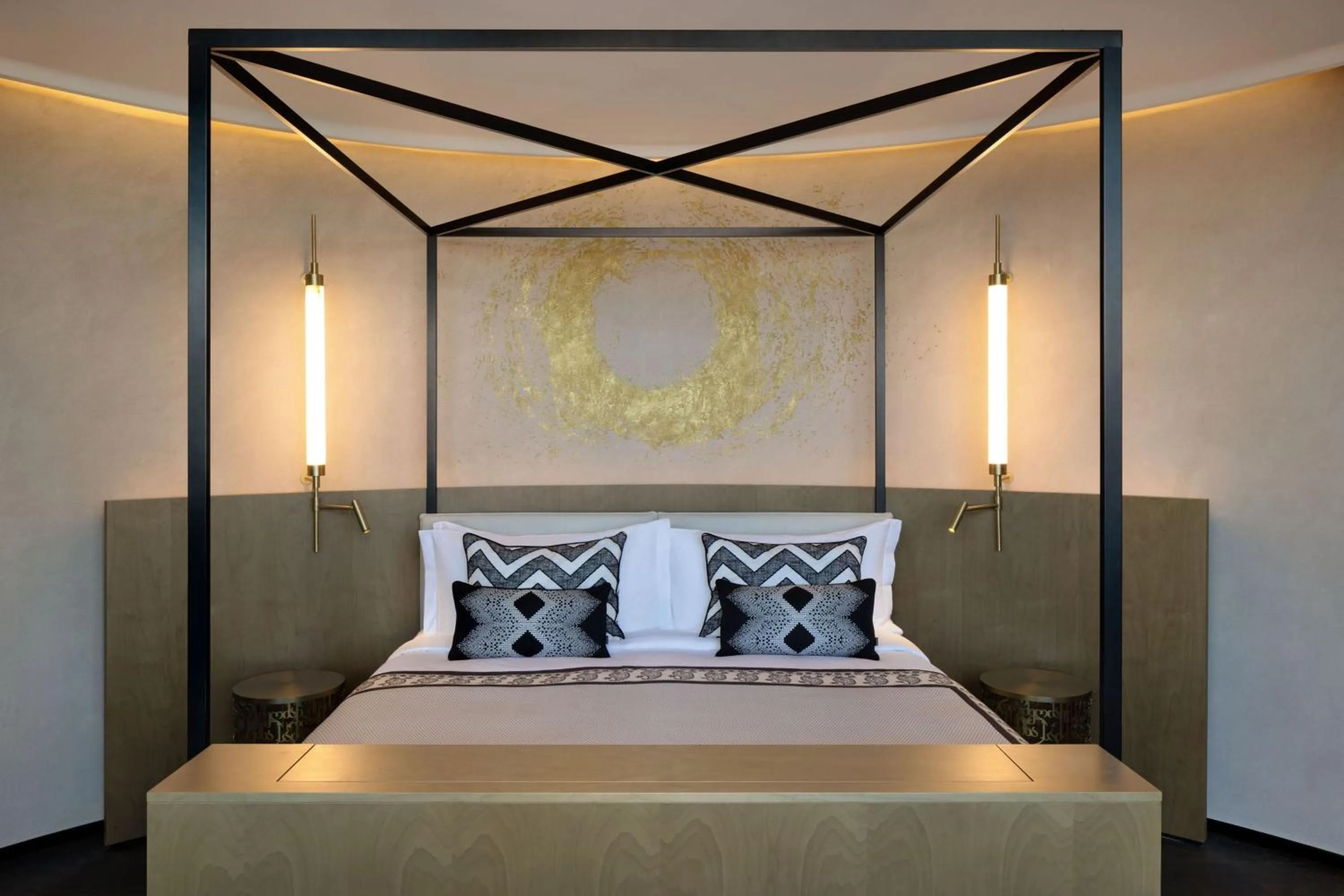 Photo of the whole room, Bed in Paragraph Freedom Square, a Luxury Collection Hotel, Tbilisi